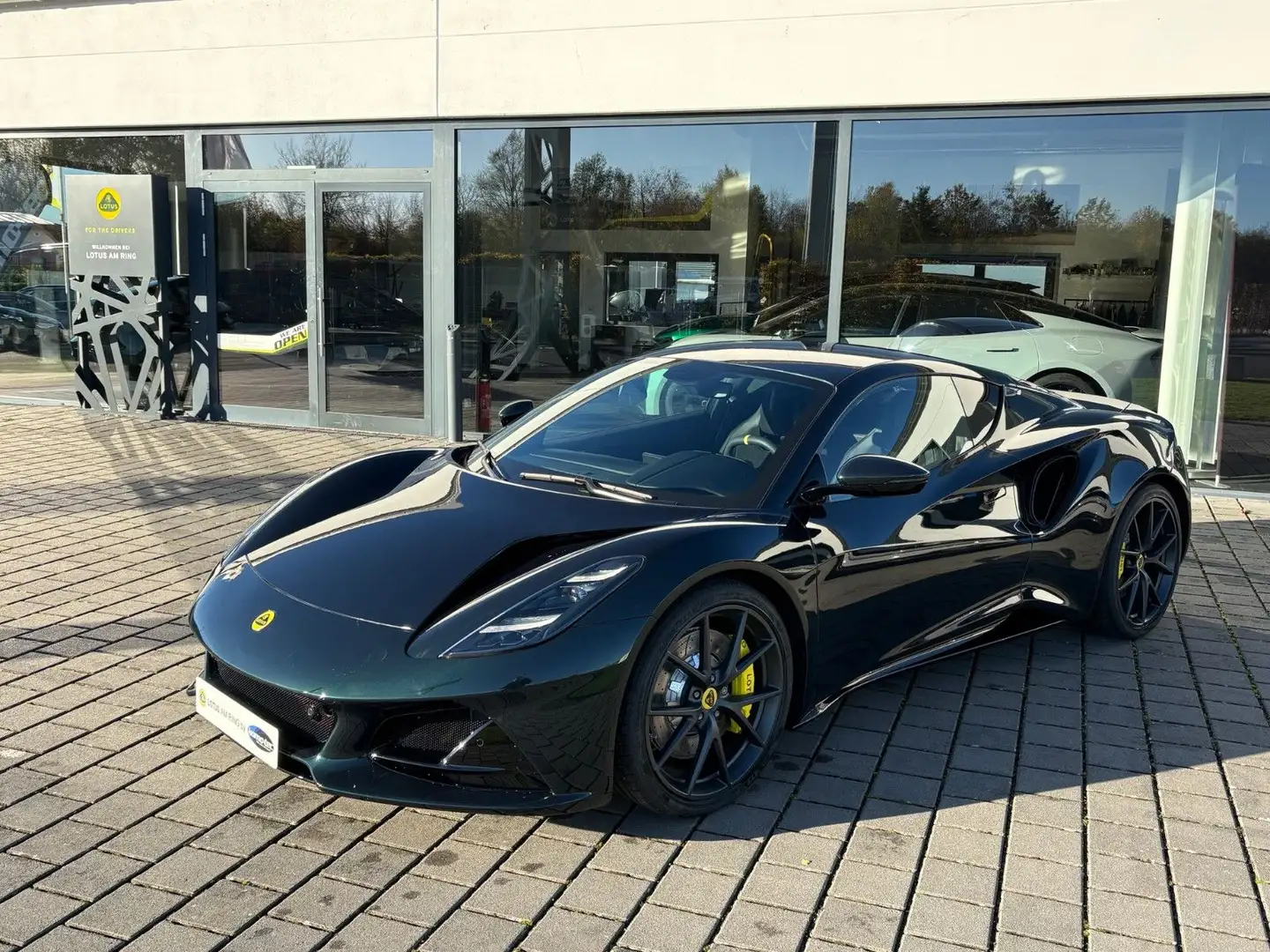 Lotus Emira I4 DCT "Turbo SE" by Lotus am Ring Grün - 1