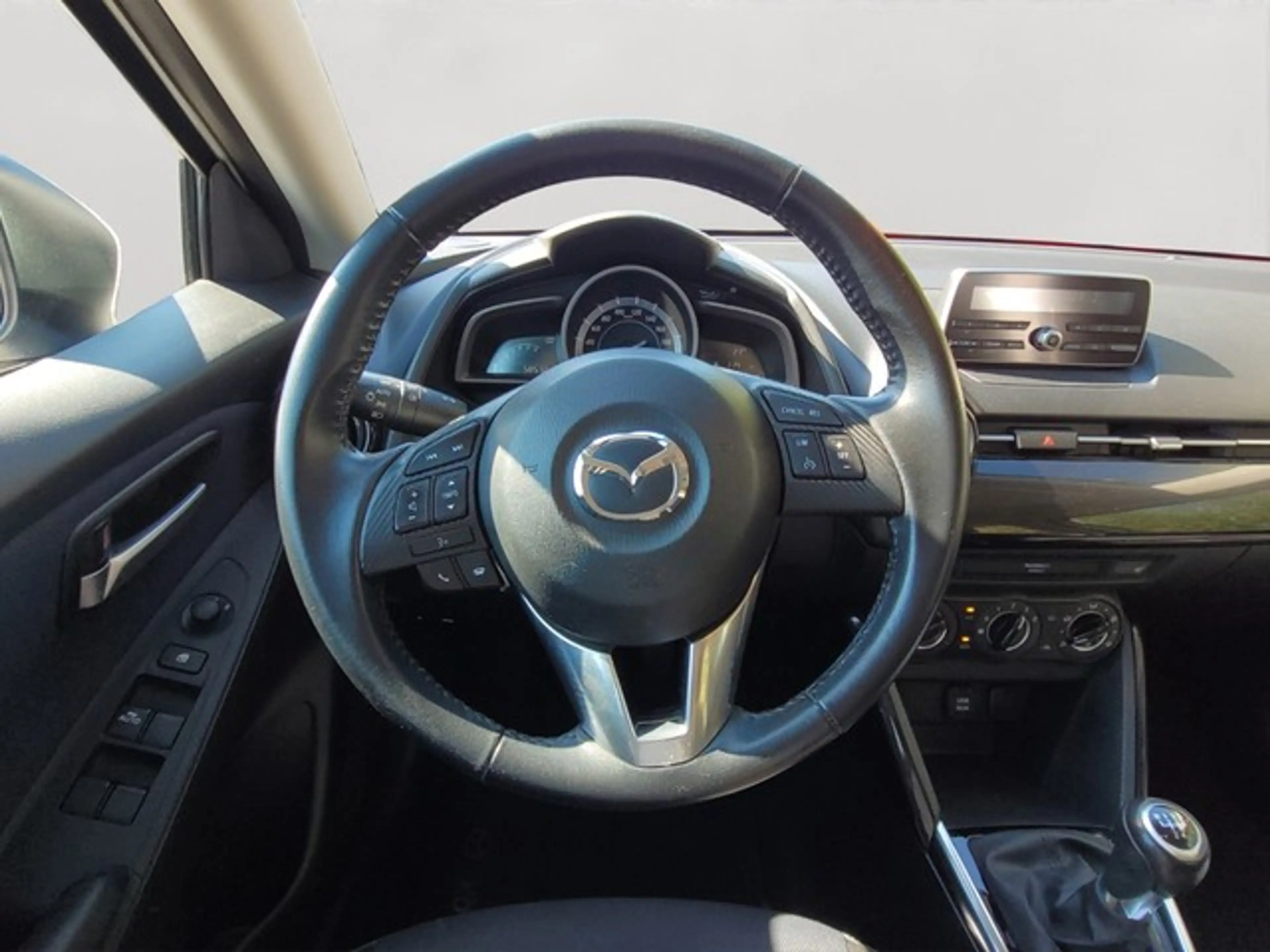 Mazda 2 Center-Line — photo 13
