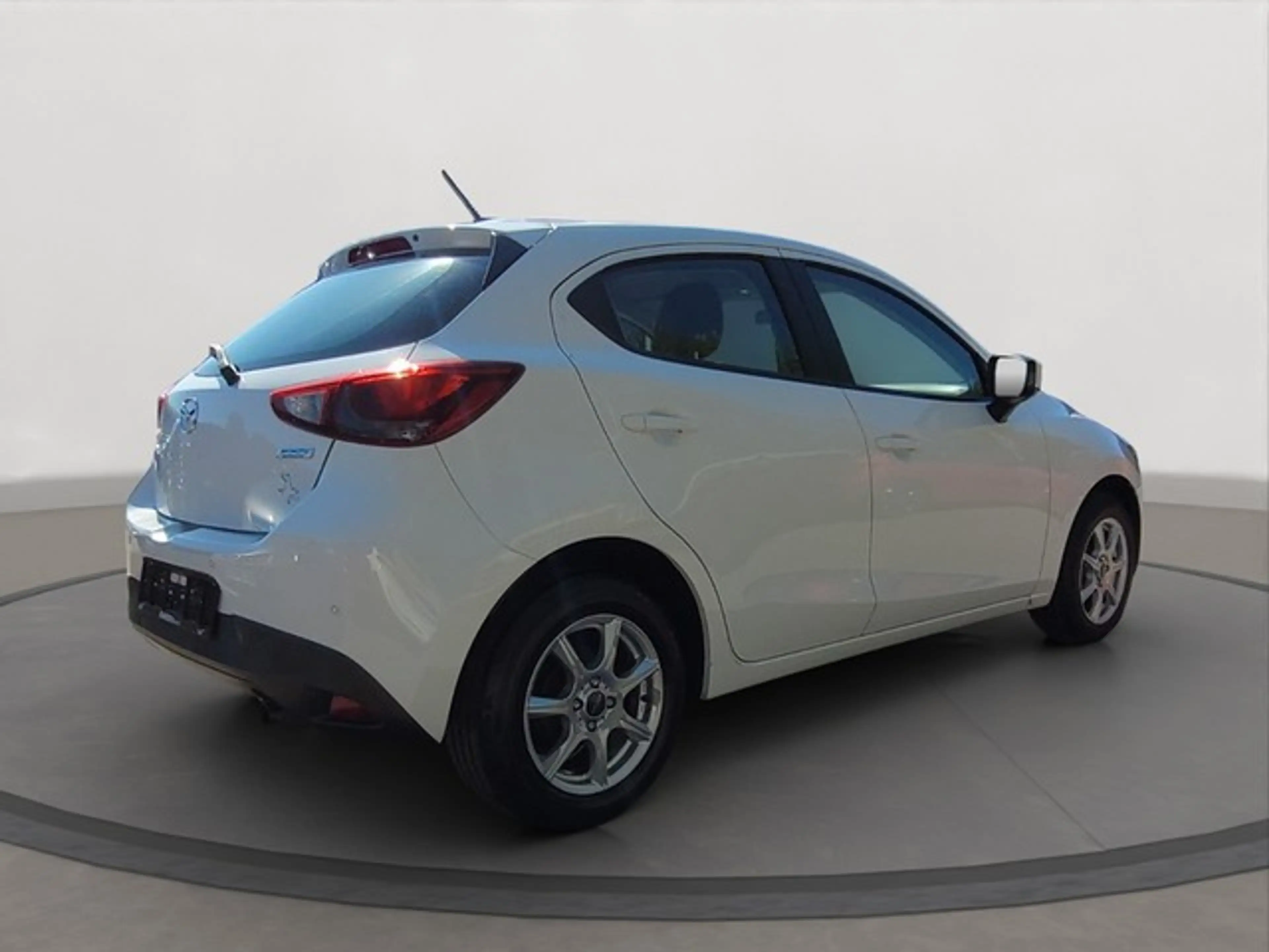 Mazda 2 Center-Line — photo 5