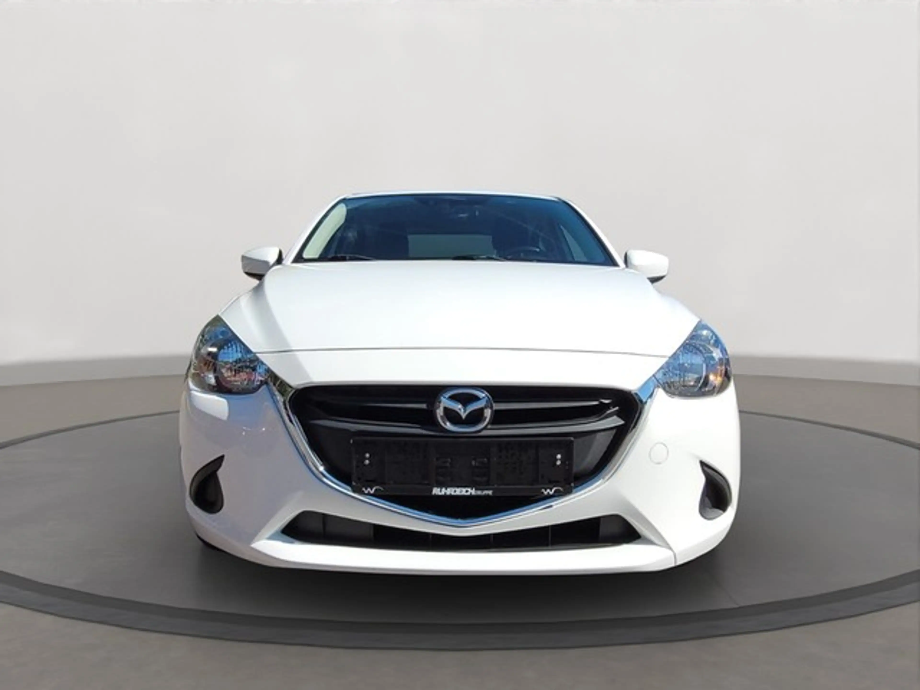 Mazda 2 Center-Line — photo 6