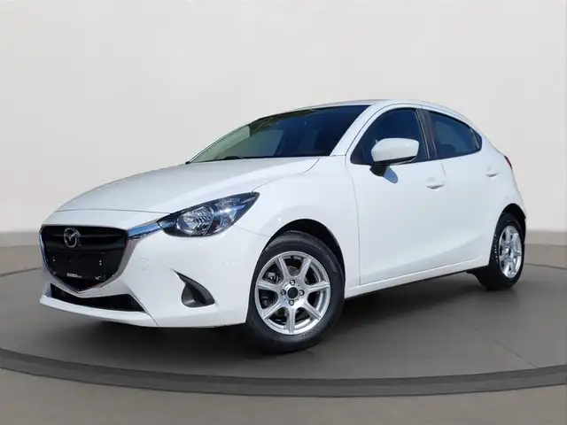 Mazda 2 Center-Line