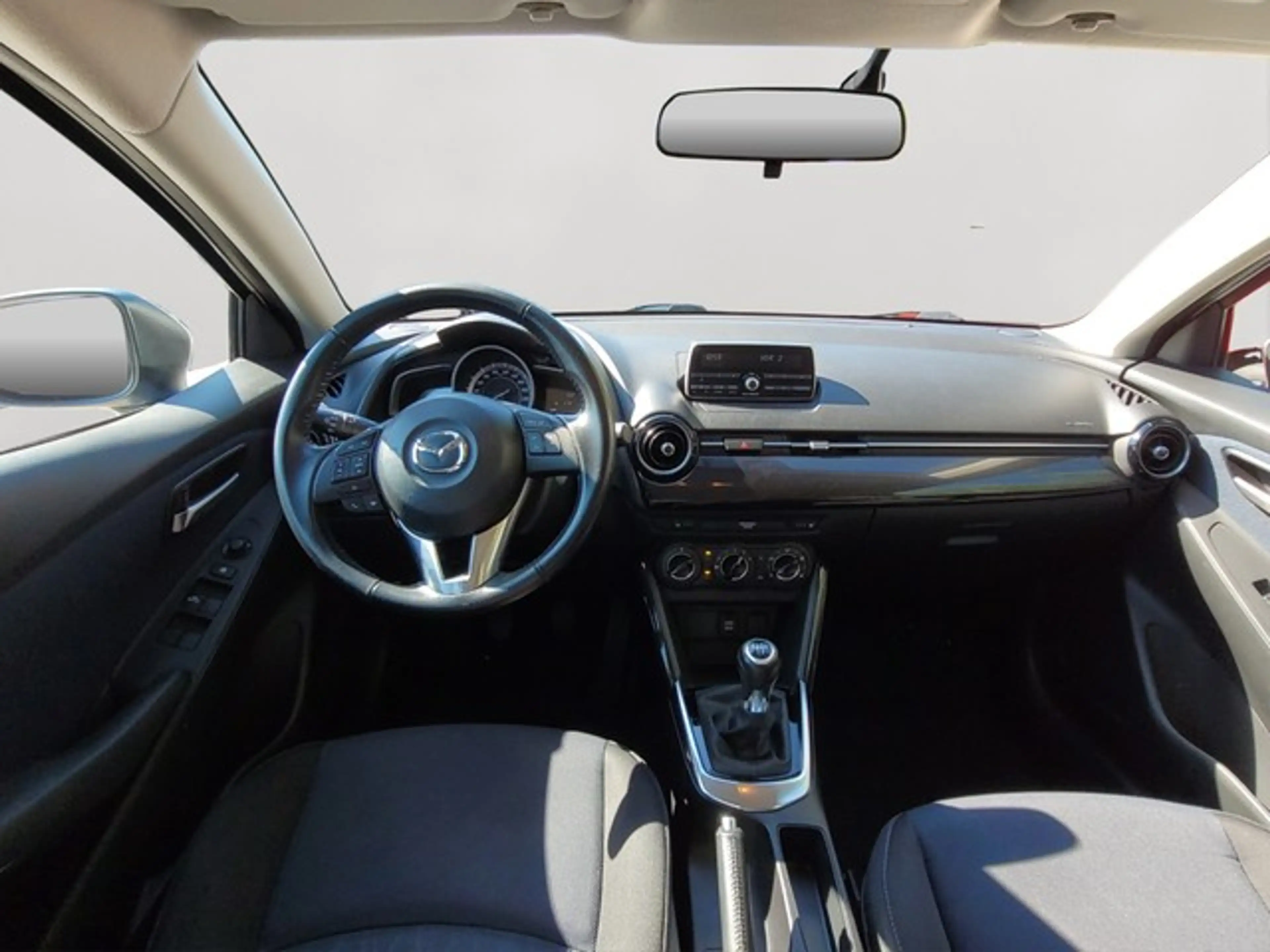 Mazda 2 Center-Line — photo 10