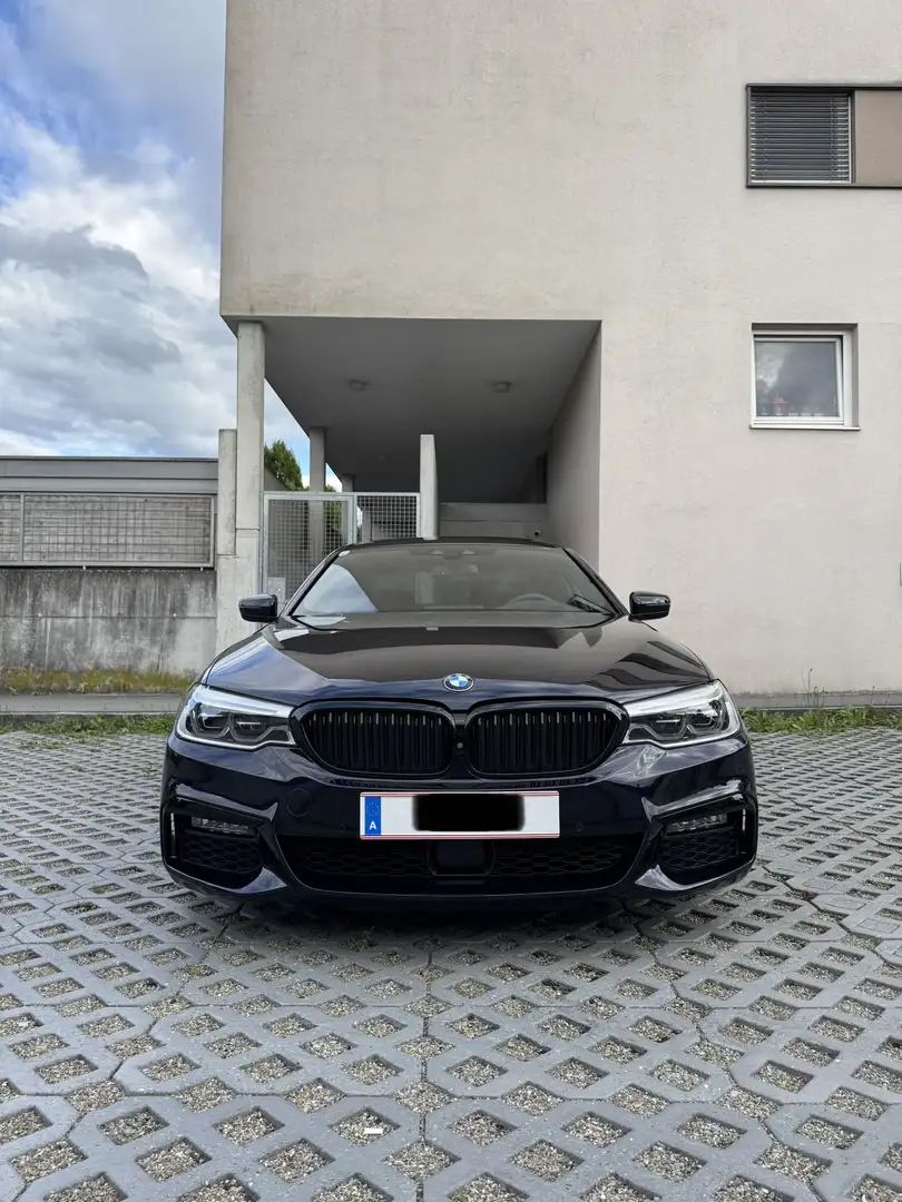 BMW 530 530d Aut. Schwarz - 1