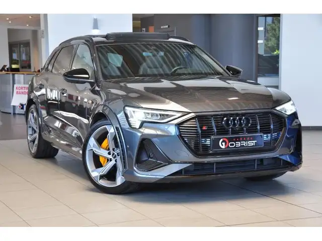 Audi SQ8 e-tron Pano-Black Pack-B&O-HUD-360Cam-Full