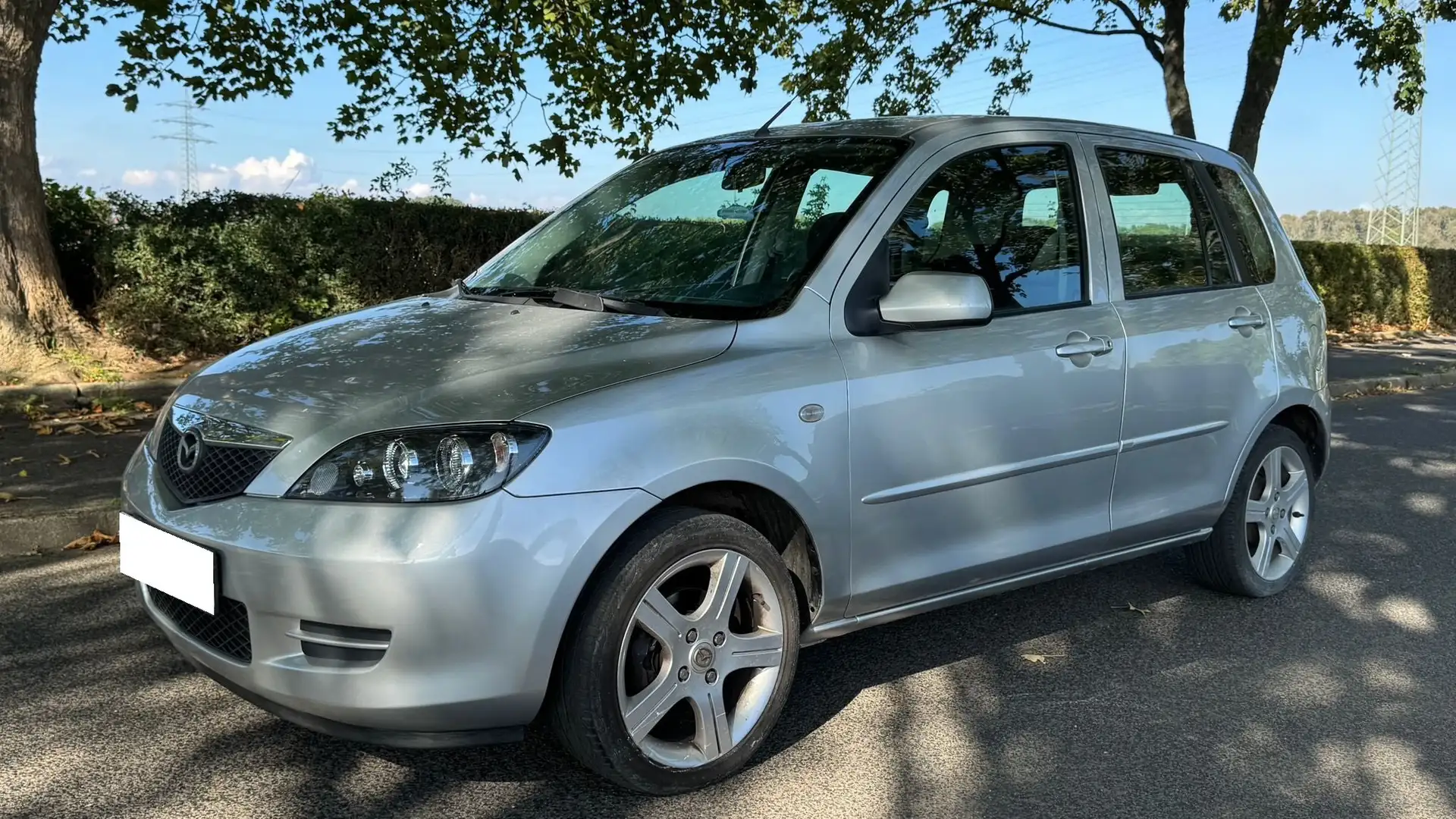 Mazda 2 1.4 Active (59kW)/AUTOMATIK/KLIMA/TÜV 09-2027 Grau - 1