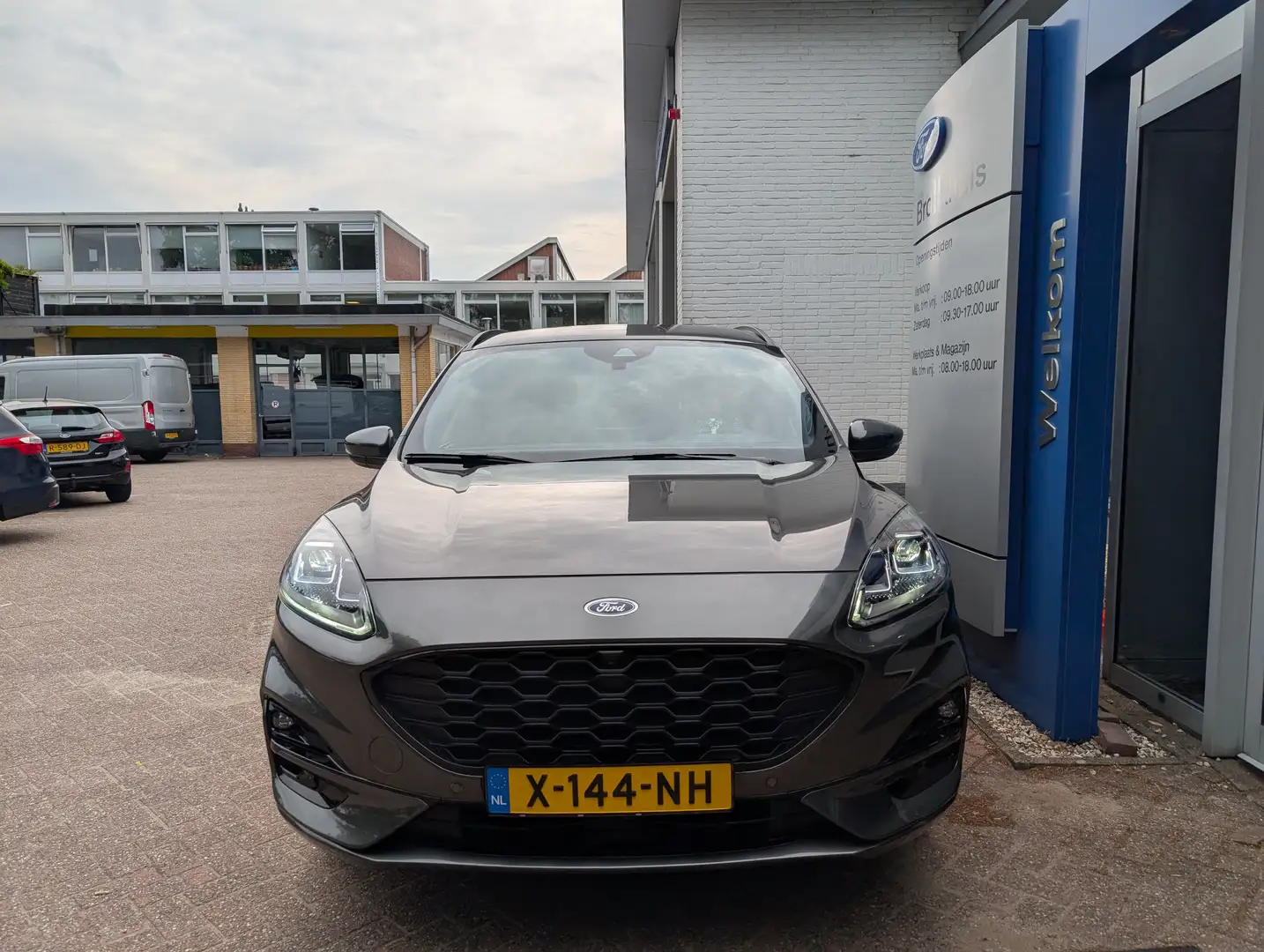 Ford Kuga ST-Line X 225pk | AGR Stoelen | Head- Up Display | Gris - 2
