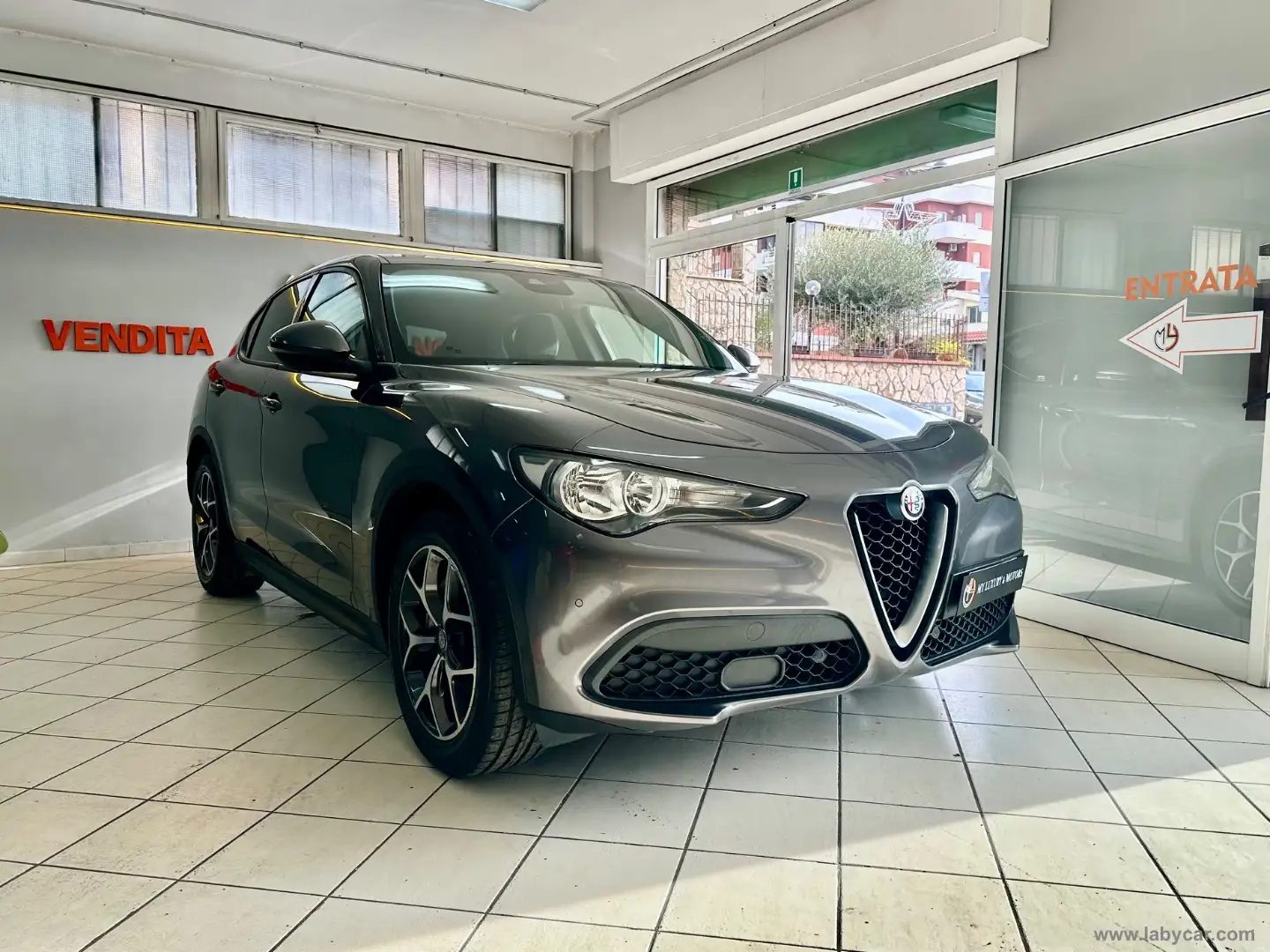 Alfa Romeo Stelvio 2.2 T.diesel 160CV AT8 RWD Super Gris - 1