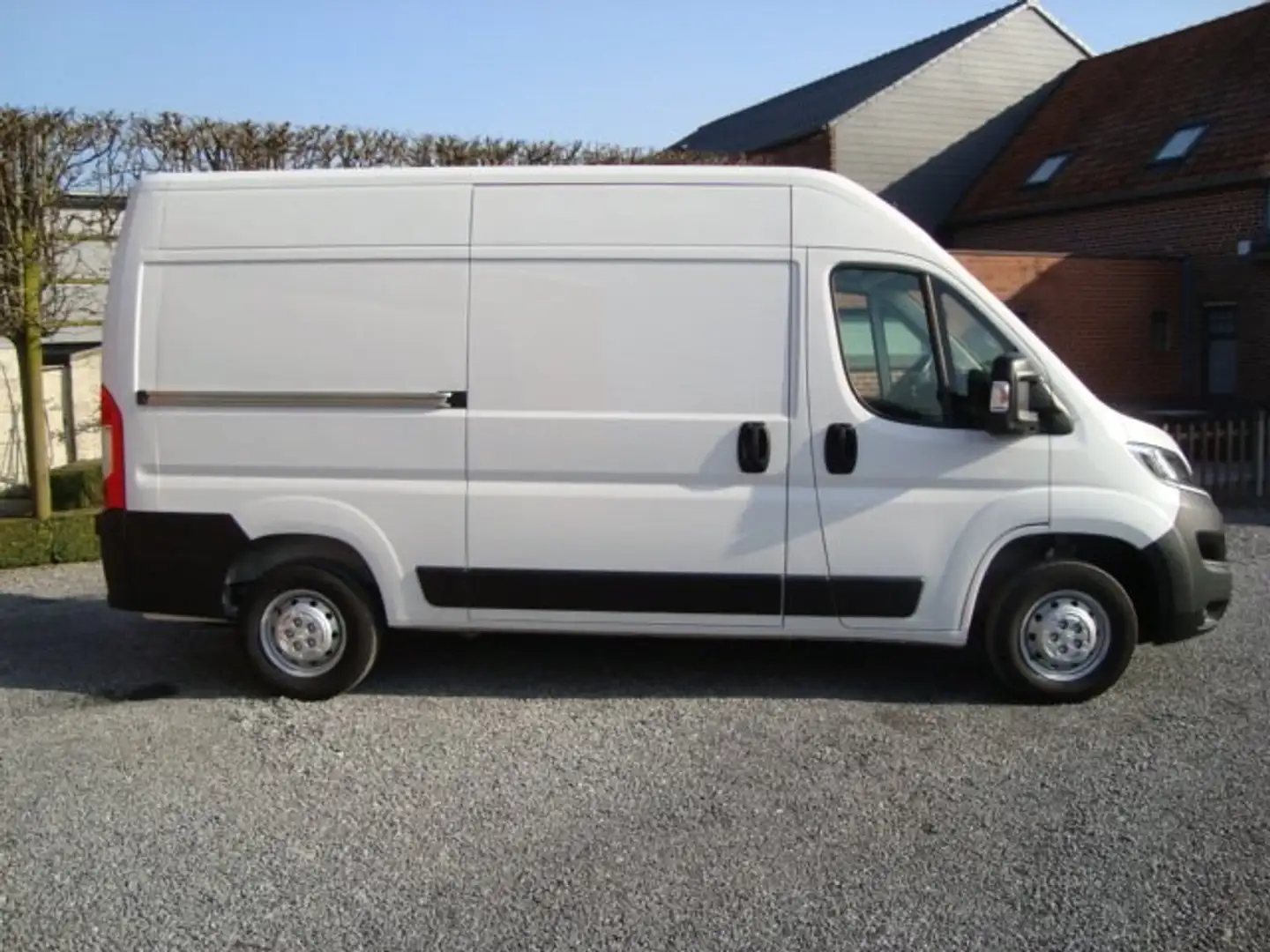 Citroen Jumper 2.2 BlueHDi L2H2 Auto Airco/Navi/DAB/Cruise/PDC Wit - 2