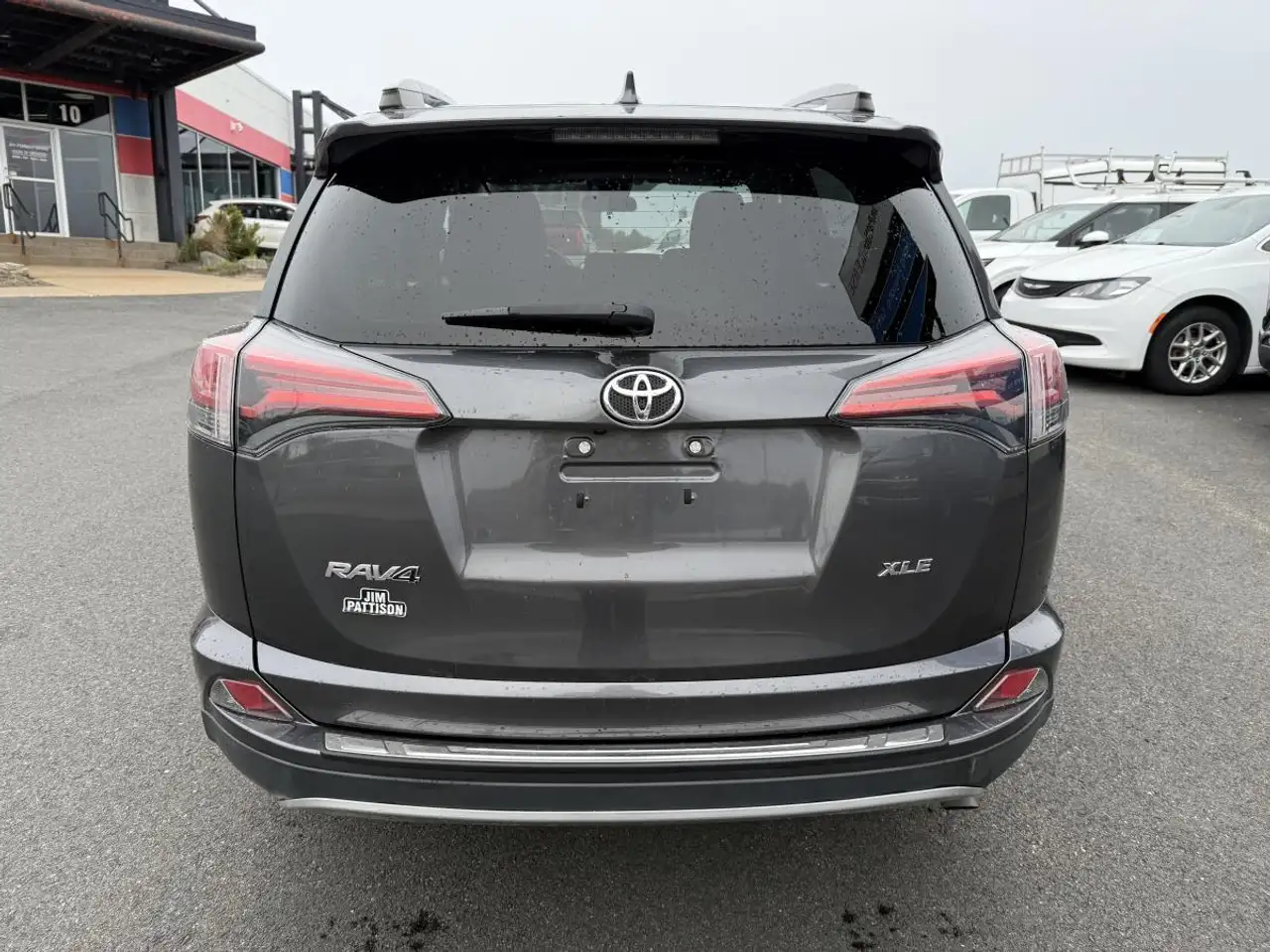 Toyota RAV 4 снимка Toyota RAV 4