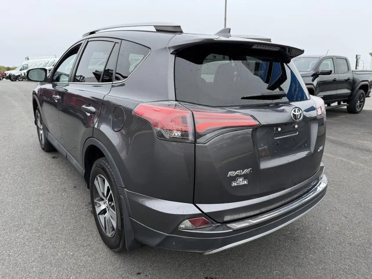 Toyota RAV 4 снимка Toyota RAV 4