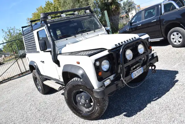 Land Rover Defender 90 SWC 4X4 GANCIO TRAINO 2.5 TD5 AUTOCARRO 3 POSTI