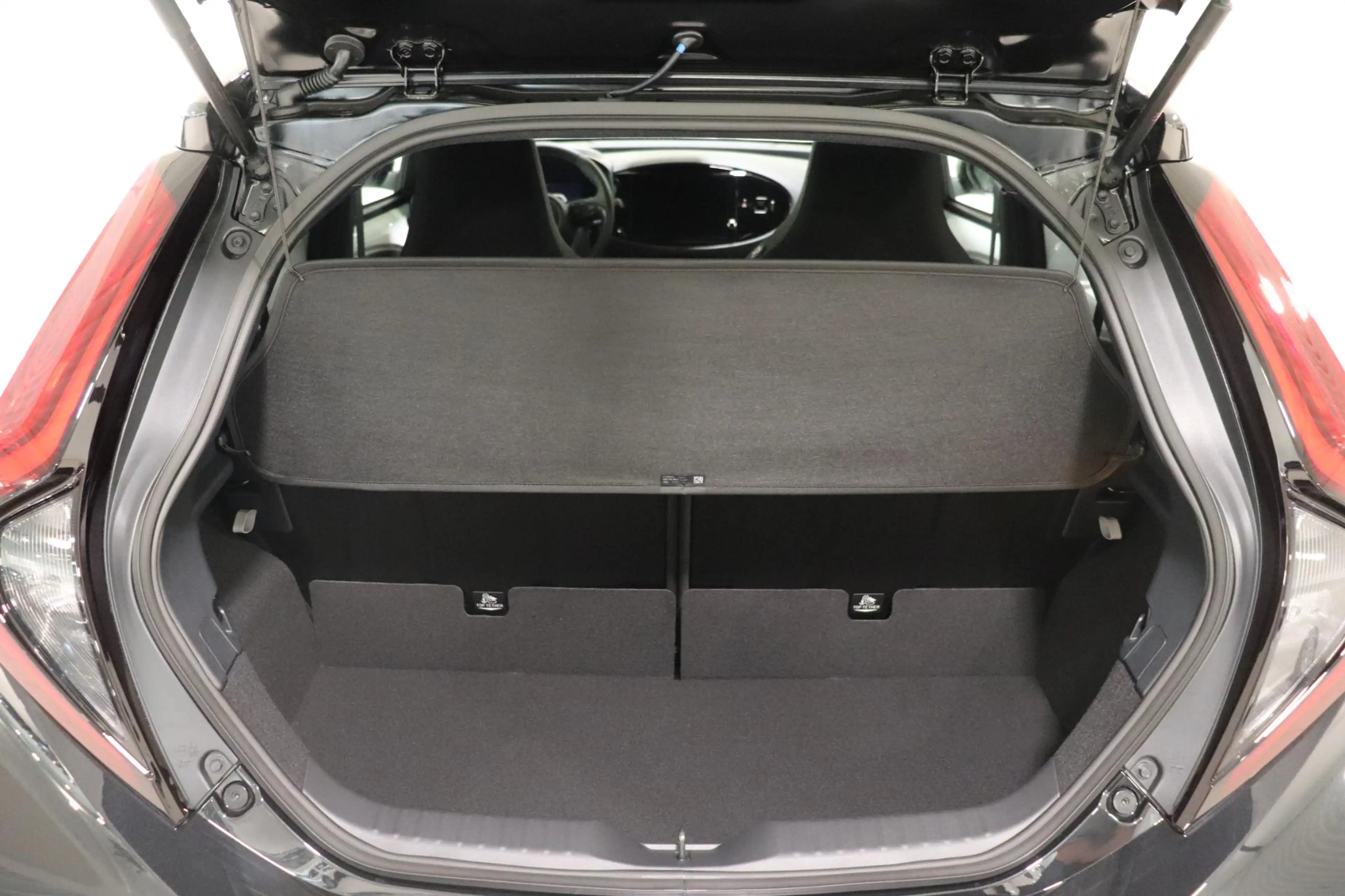 Toyota Aygo X Hybrid 115 GR Sport, Parkeersensoren, JBL, Apple C — photo 12