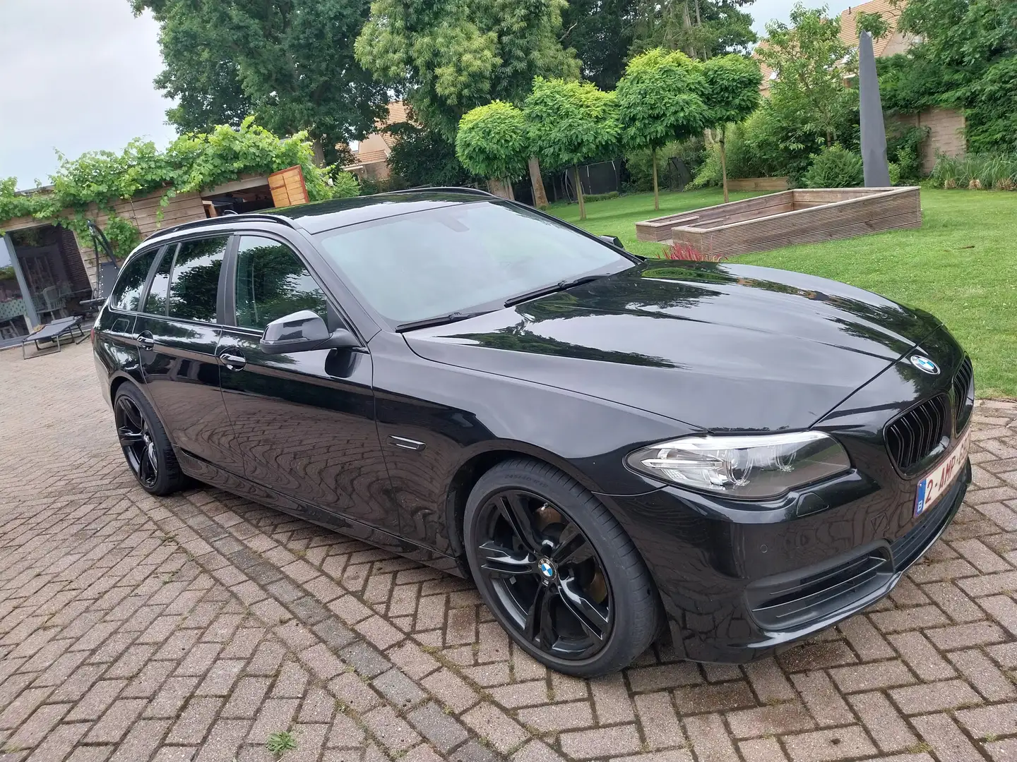 BMW 518 518d Touring Aut. Negro - 2