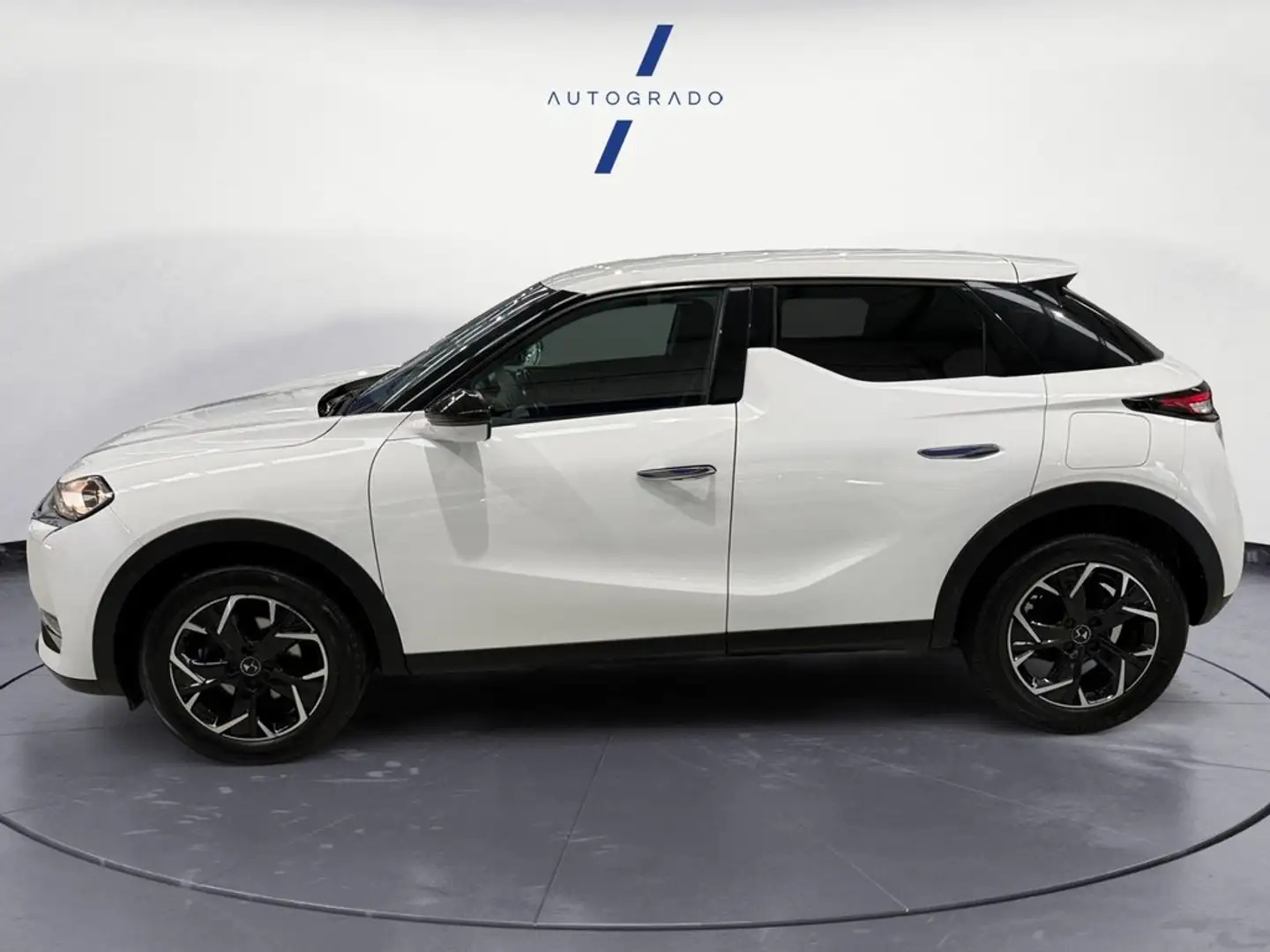 DS Automobiles DS 3 Crossback BlueHDi 73 kW Manual SO CHIC Blanco - 2