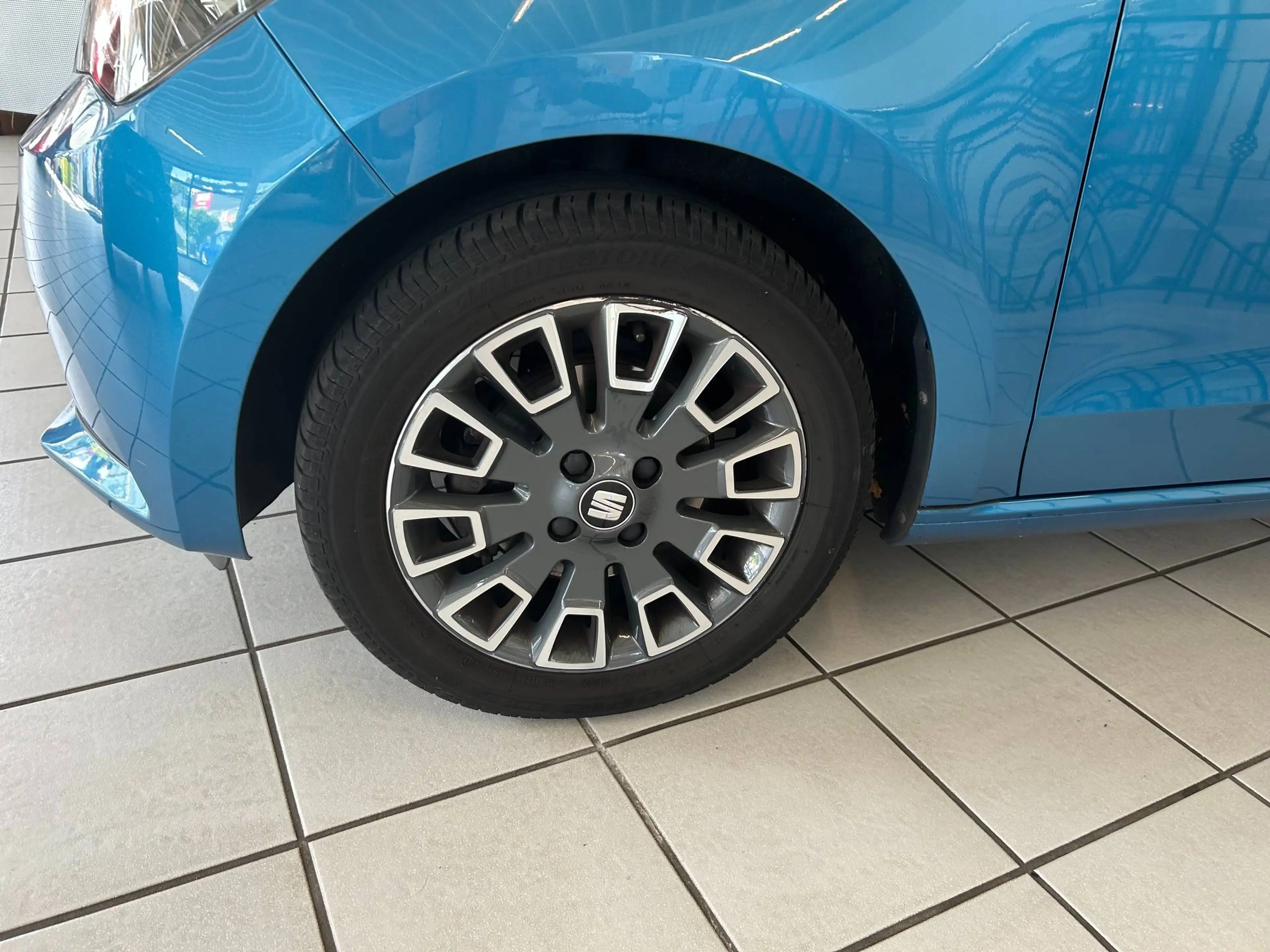 SEAT Mii Chic — photo 4