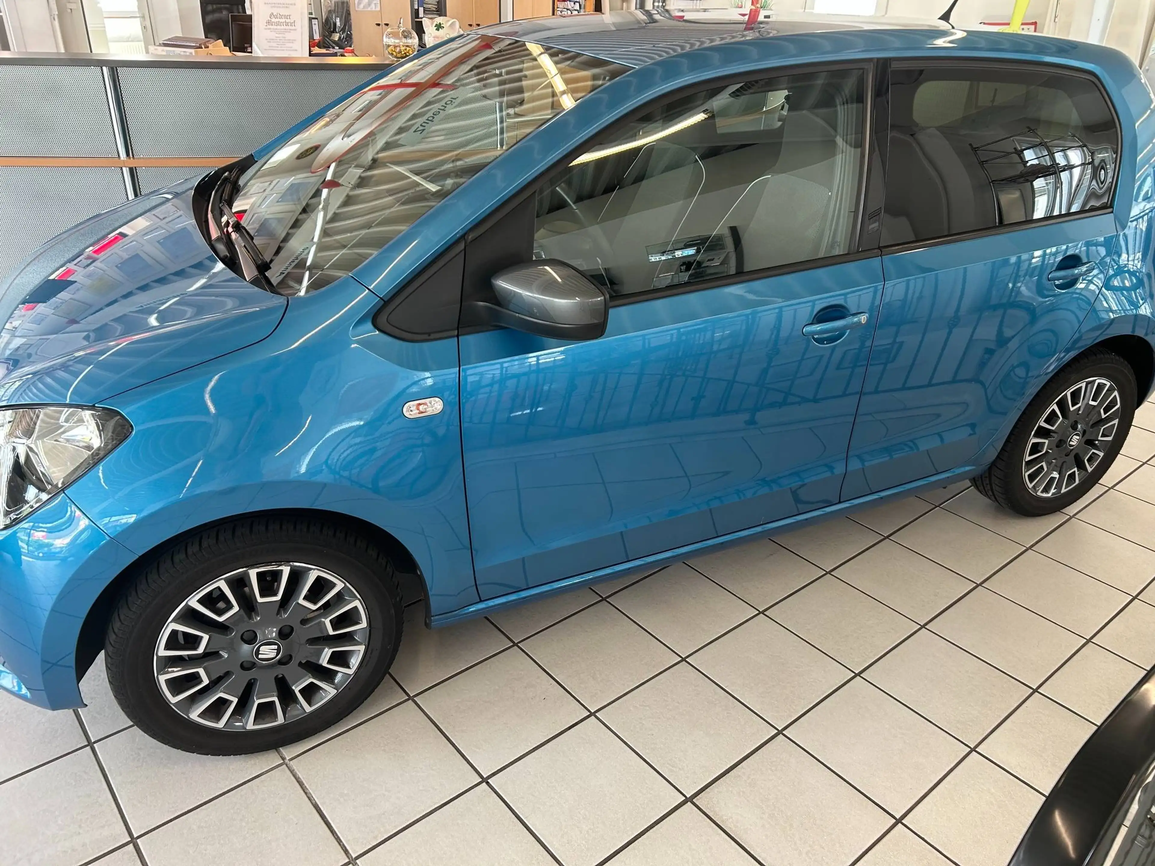SEAT Mii Chic — photo 7