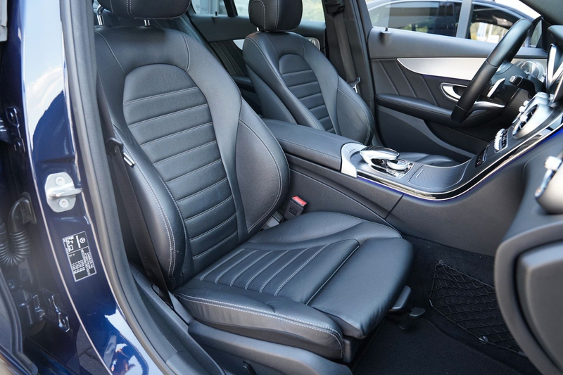 Mercedes-Benz C 400 4Mat AMG Comand-MBeam-Pano-RFK-Burm-Distr — photo 14