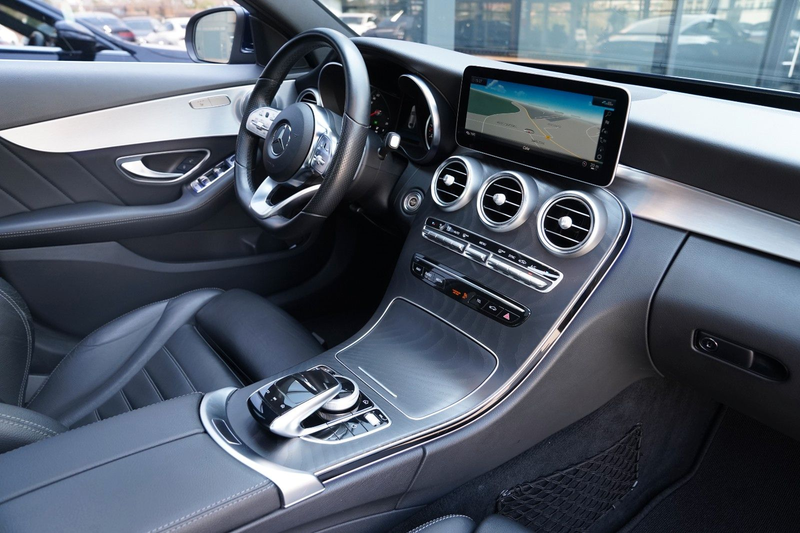 Mercedes-Benz C 400 4Mat AMG Comand-MBeam-Pano-RFK-Burm-Distr — photo 13