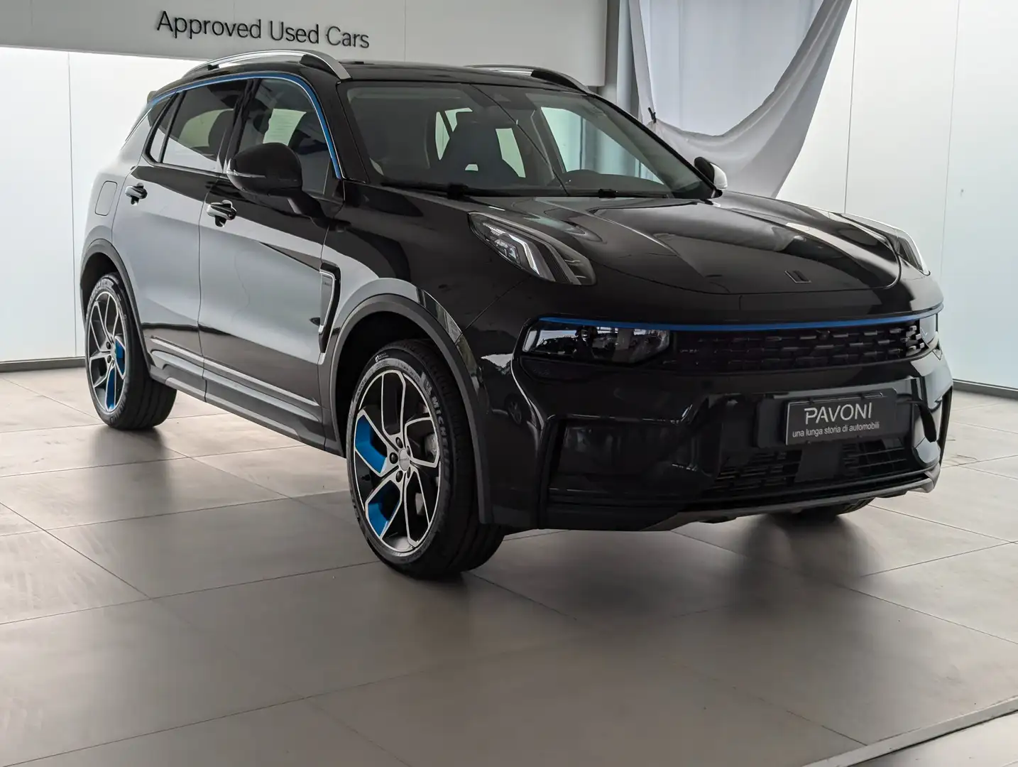 Lynk & Co 01 01 1.5 td phev auto Nero - 2