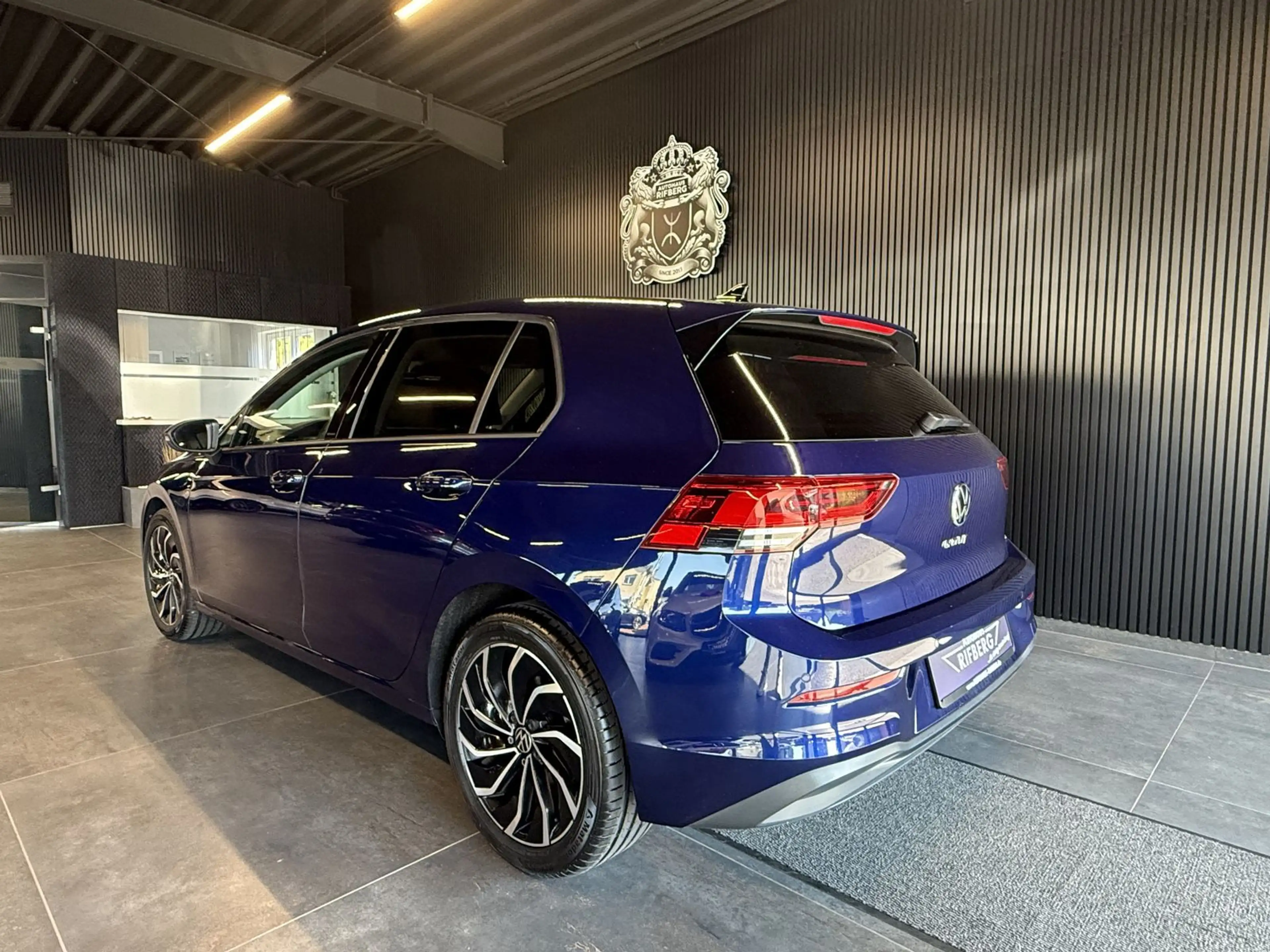 Volkswagen Golf 1,5 TSI Life Navi/ACC/AppConnect/17Z/Kamera — photo 4