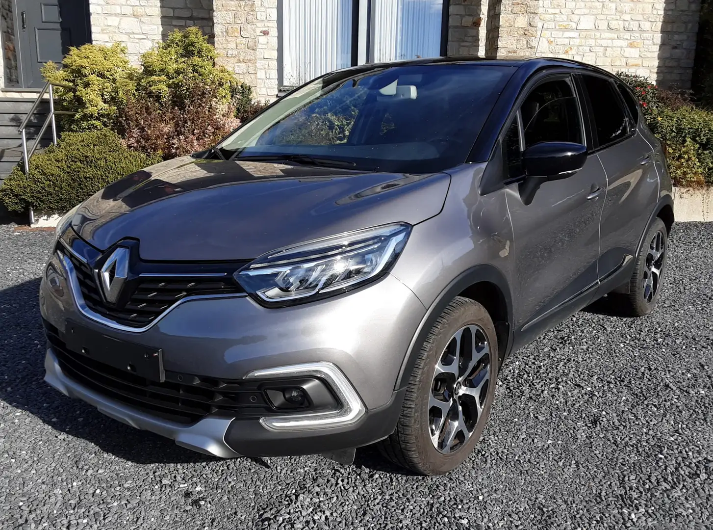 Renault Captur Grijs - 1