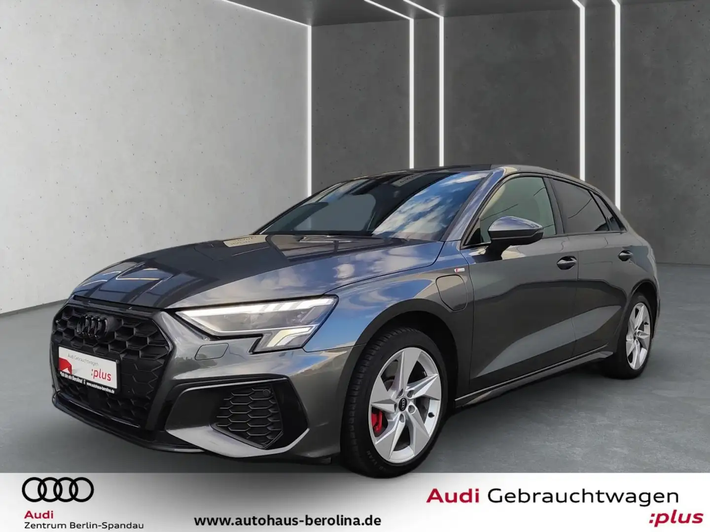 Audi A3 45 TFSI e S line S tronic *NAV+* Gris - 2
