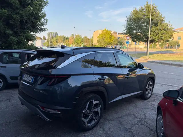 Hyundai Tucson view 4