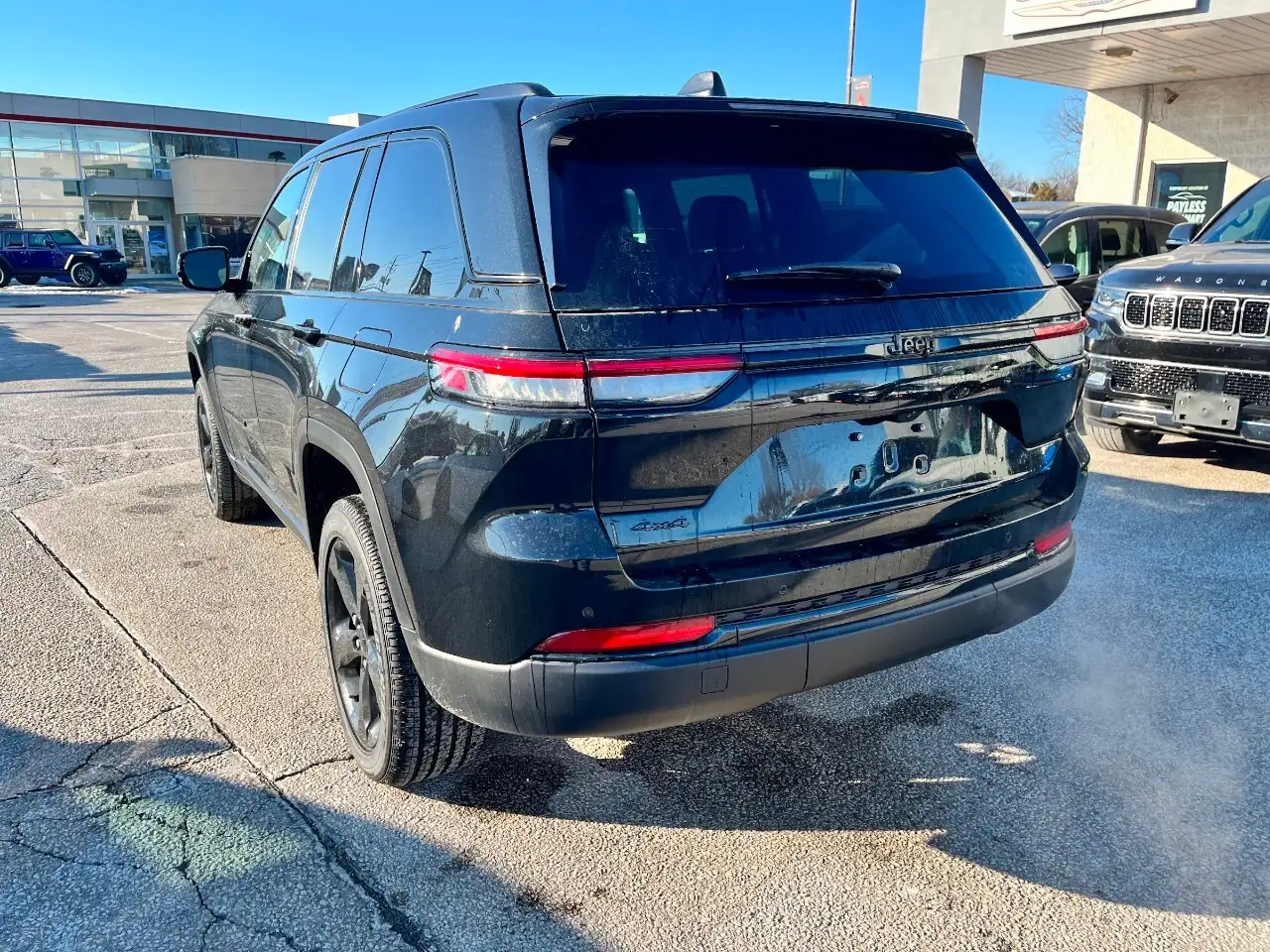 Jeep Grand Cherokee снимка Jeep Grand Cherokee