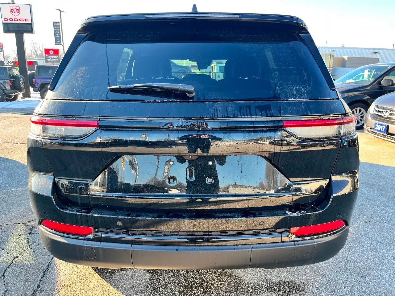 Jeep Grand Cherokee снимка Jeep Grand Cherokee
