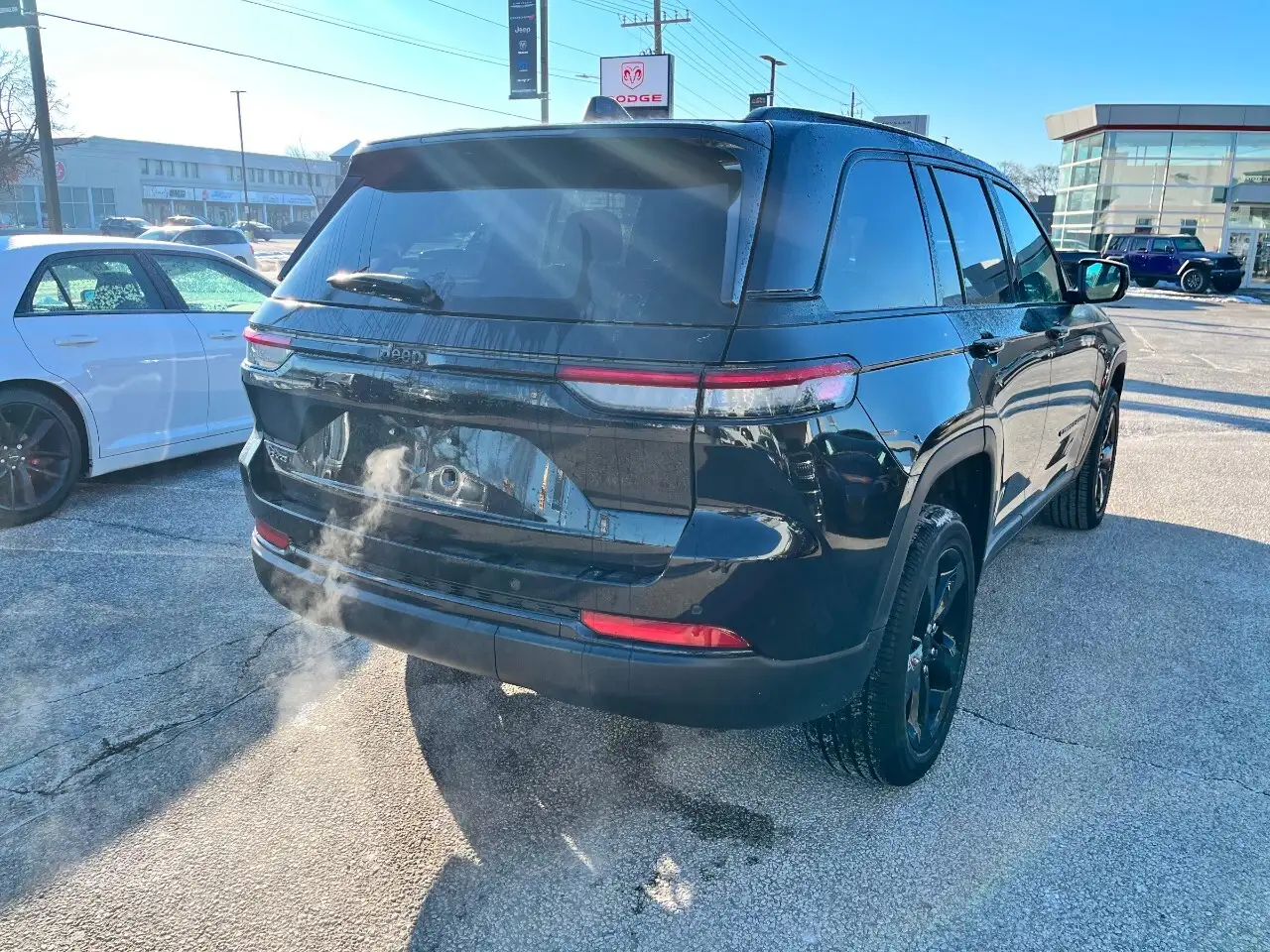 Jeep Grand Cherokee снимка Jeep Grand Cherokee