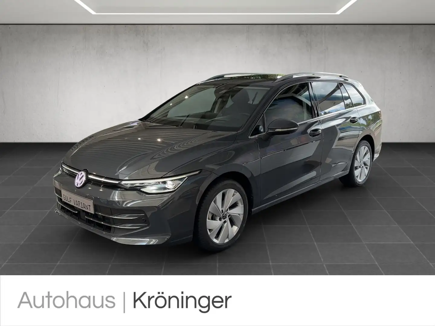 Volkswagen Golf VIII Variant Style 1.5 eTSI DSG AHK Area Pano S... Grau - 1
