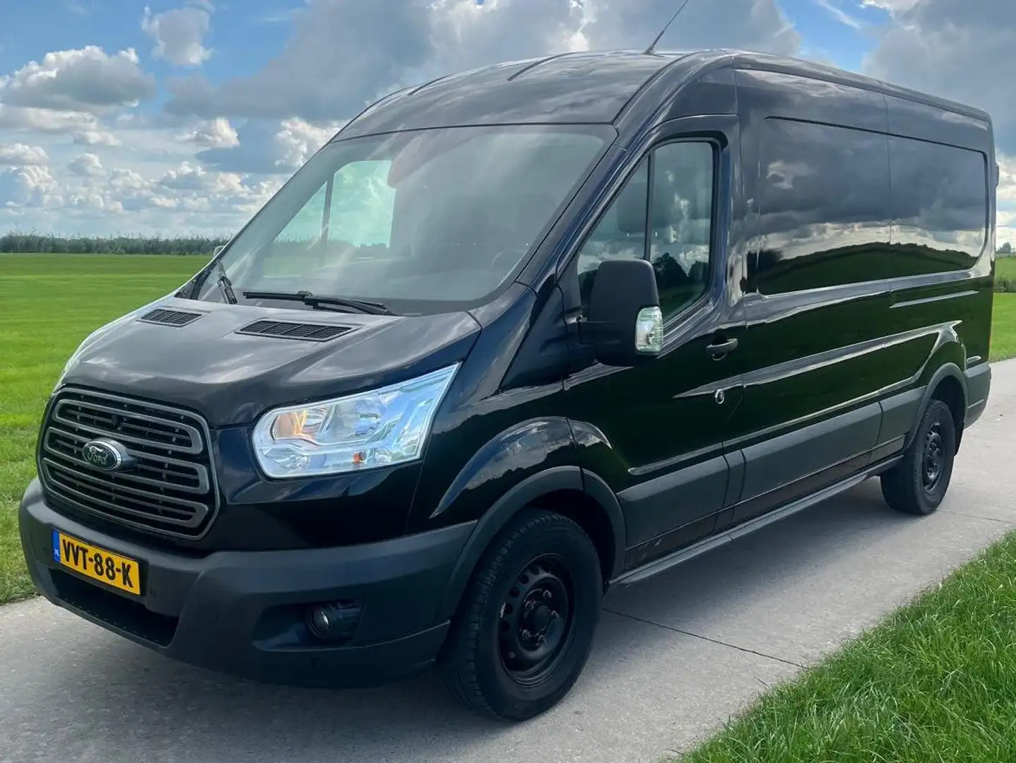 Ford Transit Transit 350 2.0 TDCI L3H2 Tr Zwart - 1