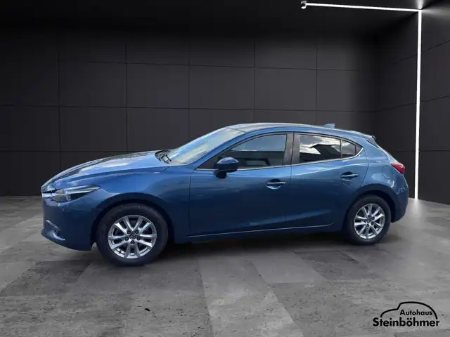 Mazda Mazda3 view 3