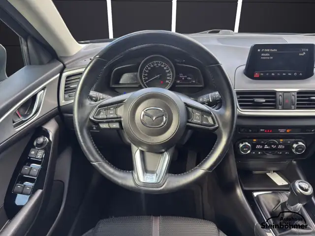 Mazda Mazda3 view 17