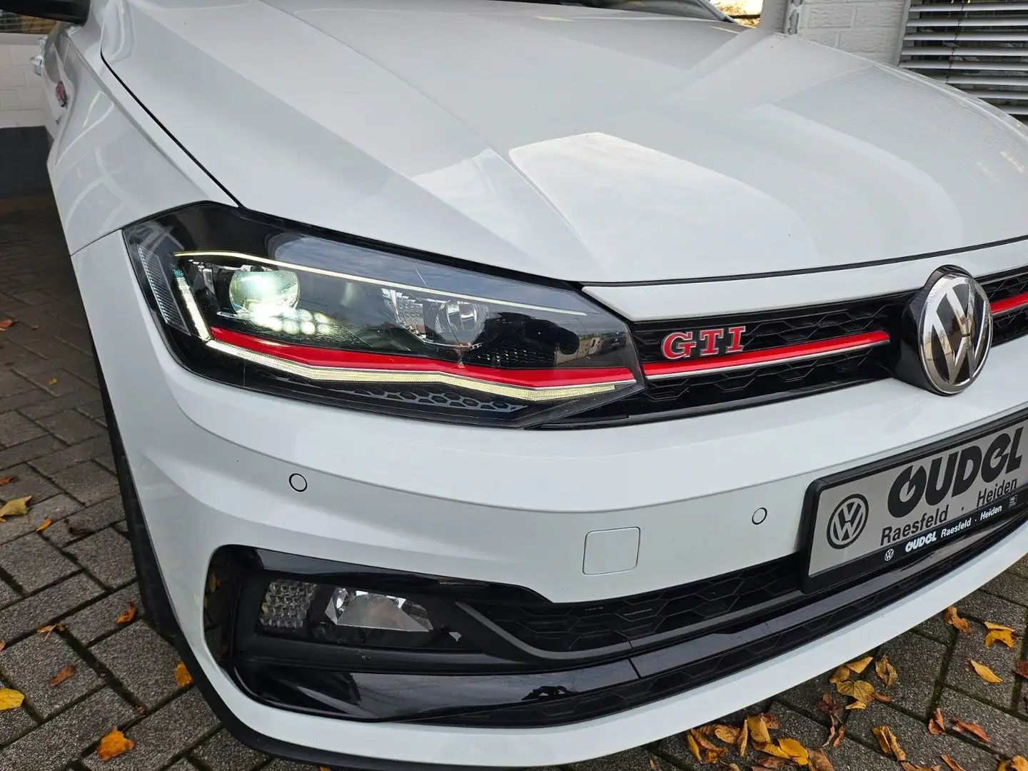 Volkswagen Polo GTI 2.0TSI DSG LED ACC App Blanc - 2