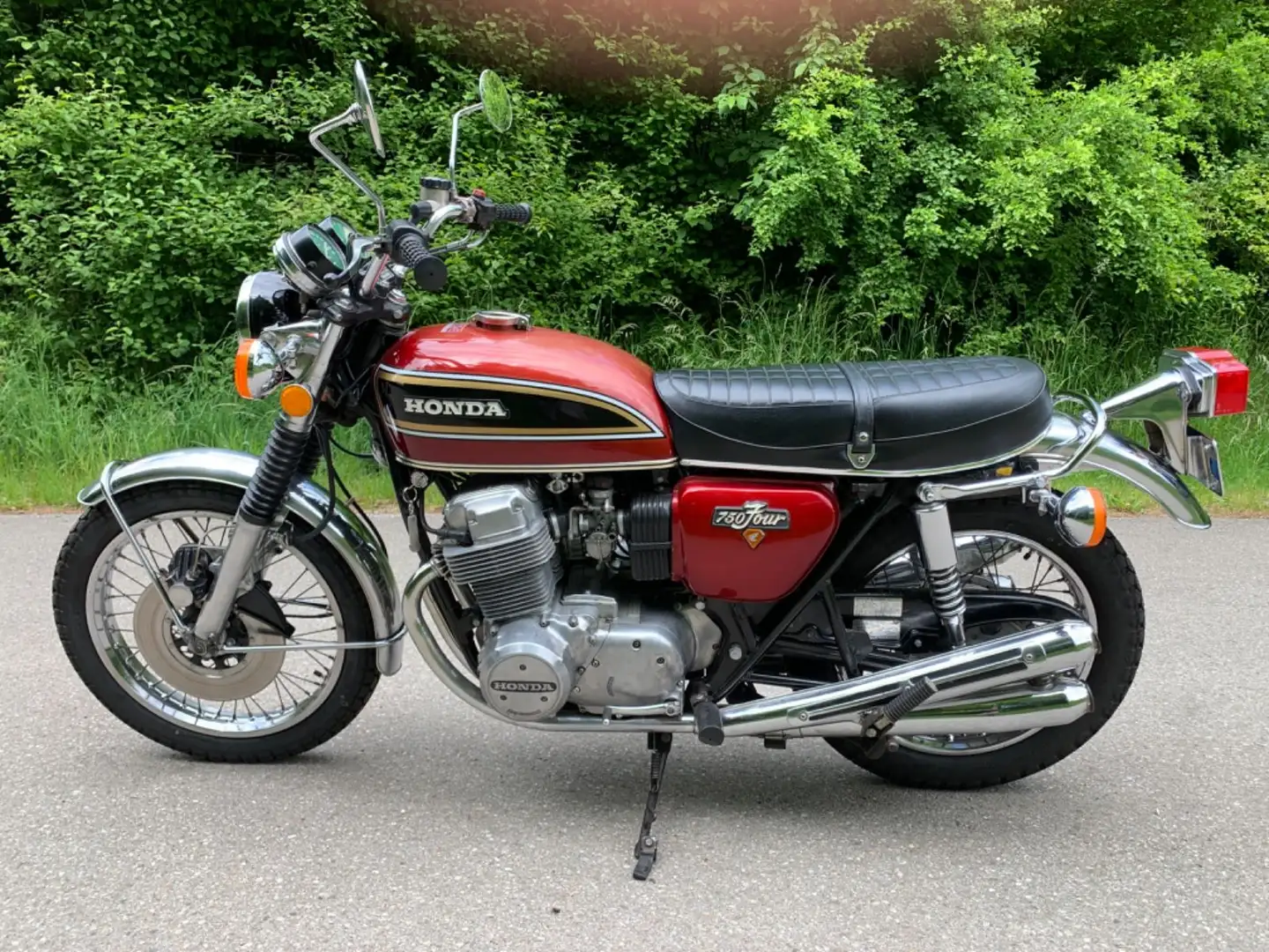Honda CB 750 four K6,orig. 12815mls, Erstlack, Survivor Rouge - 1