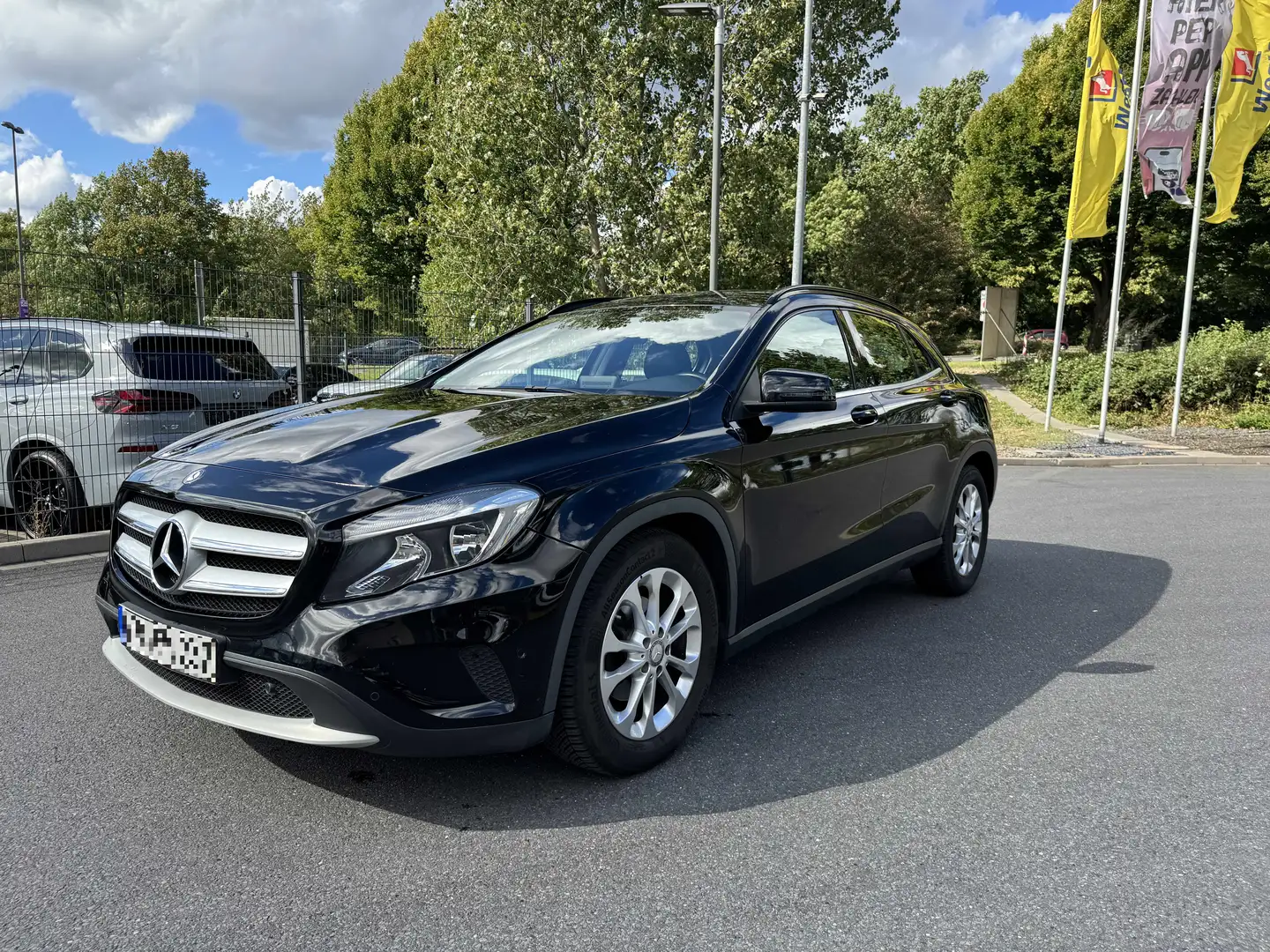 Mercedes-Benz GLA 200 d Kamera/Totw./Navi Schwarz - 1