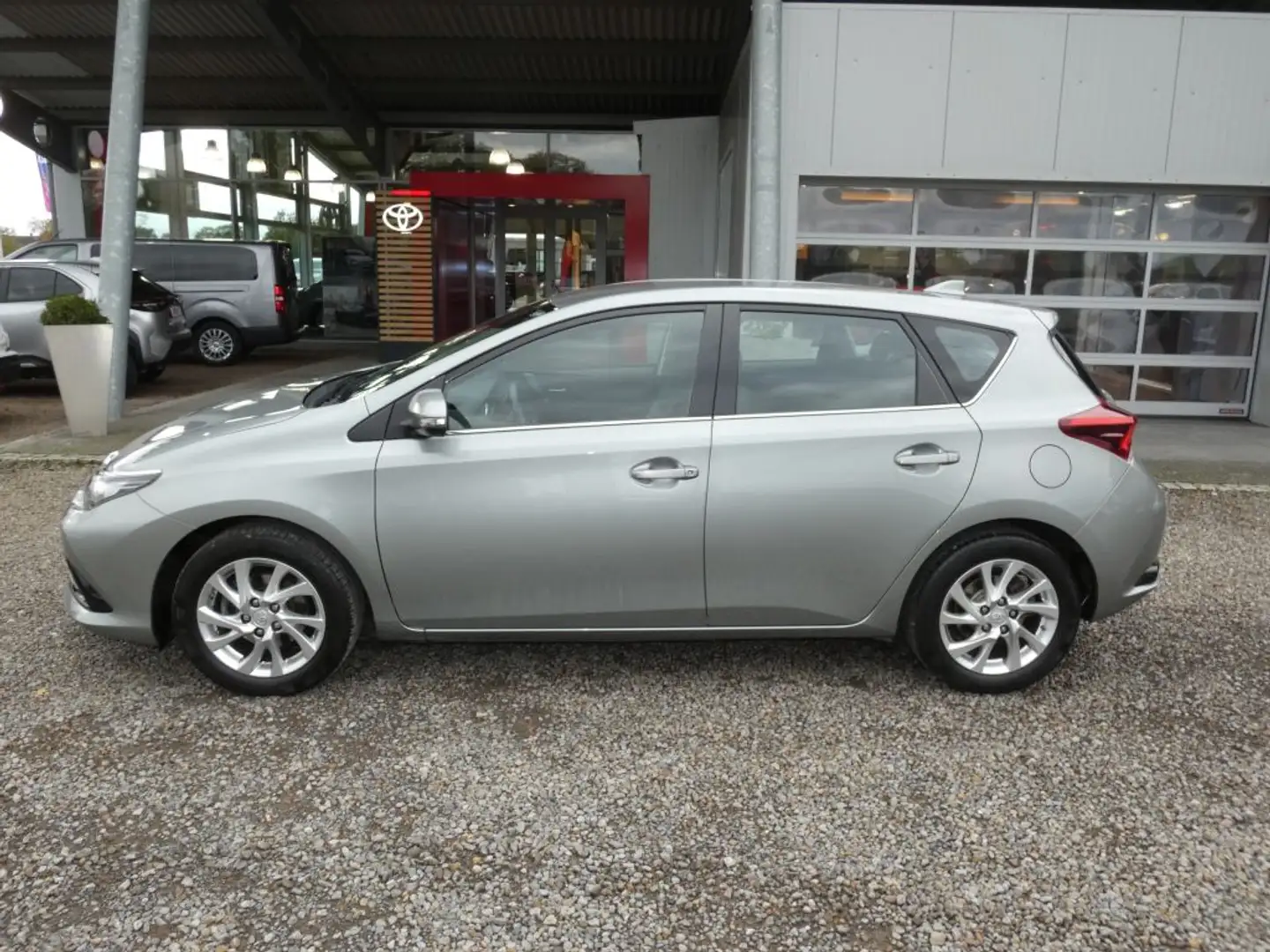 Toyota Auris 1.2 Turbo Comfort Argent - 2