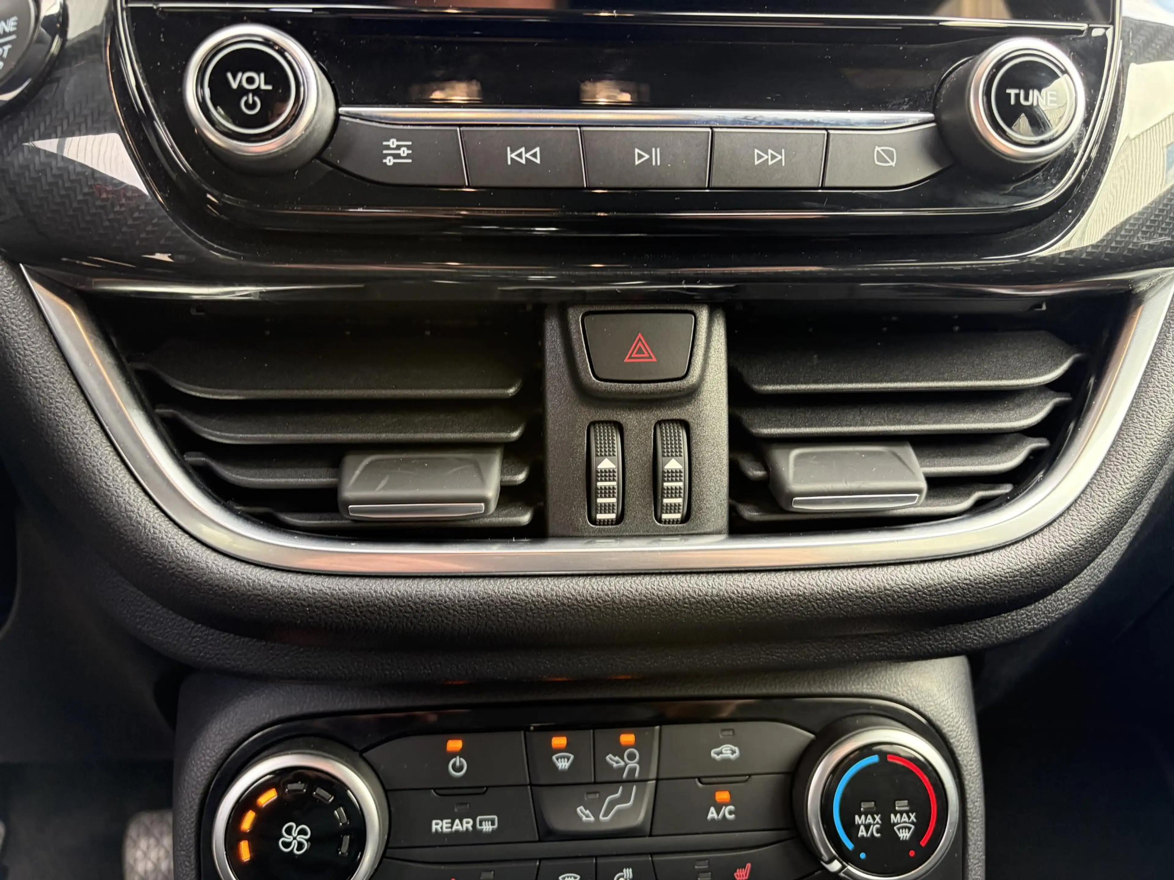 Ford Puma 1.0 EcoBoost Hybrid ST-Line | Parkeer sensor | Sto — photo 17