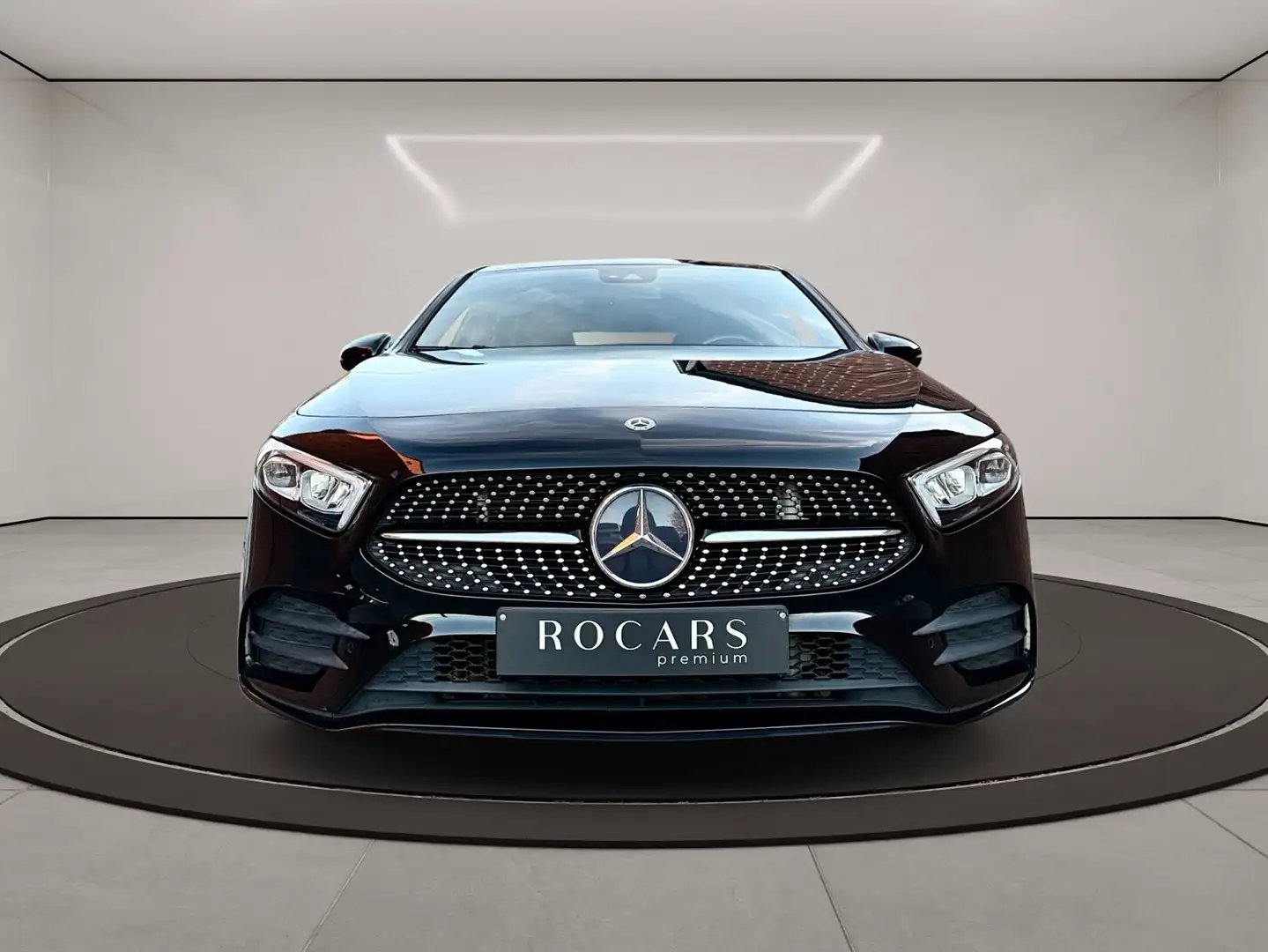 Mercedes-Benz A 180 A 180 *AMG PACK*GPS*CAM*LED*AMB LIGHT*GARANTIE 1AN Zwart - 2