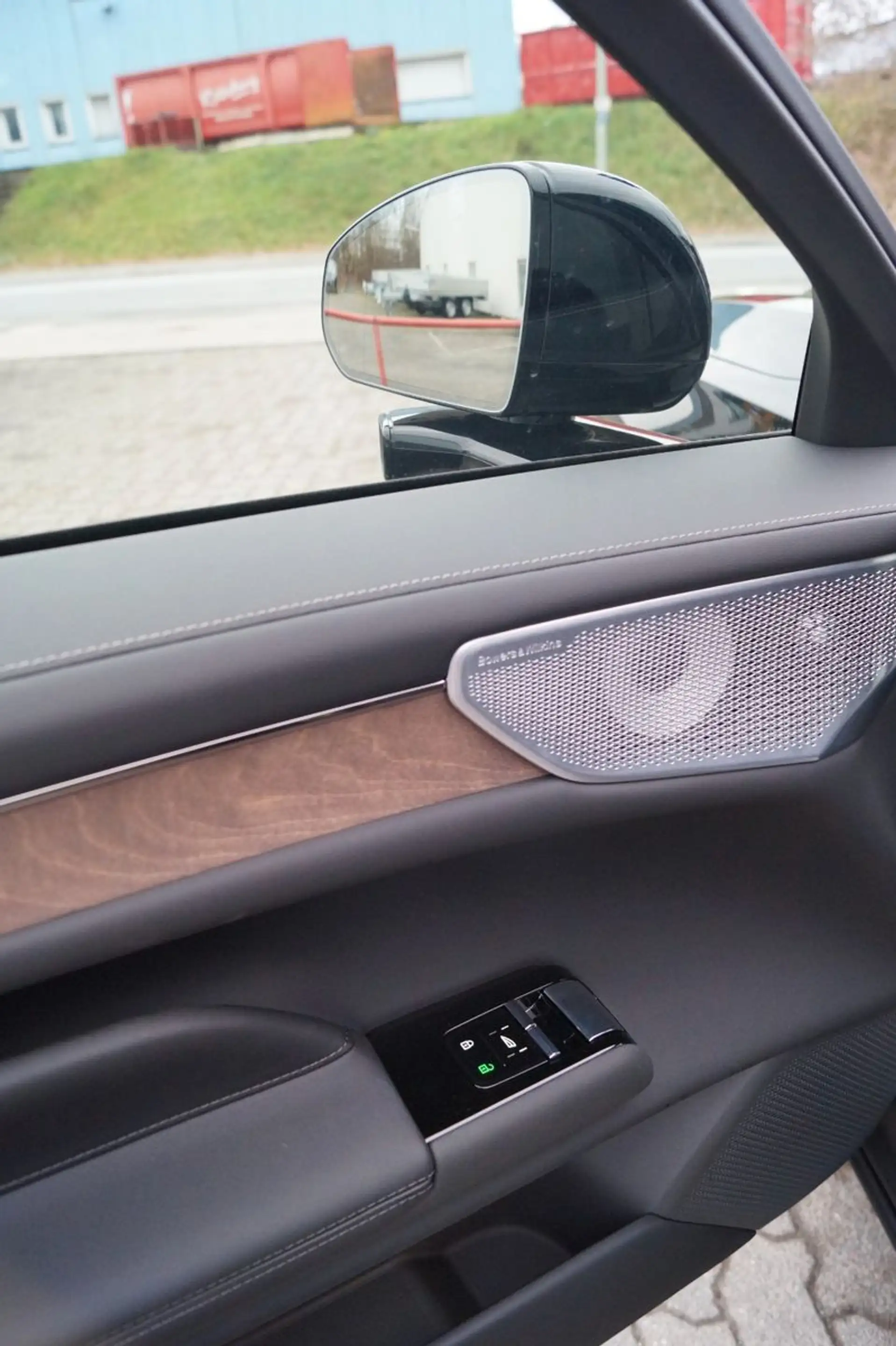 Volvo ES90 Single Ext.Range RWD Ultra Aut/Bow&Wilk/22" — photo 8