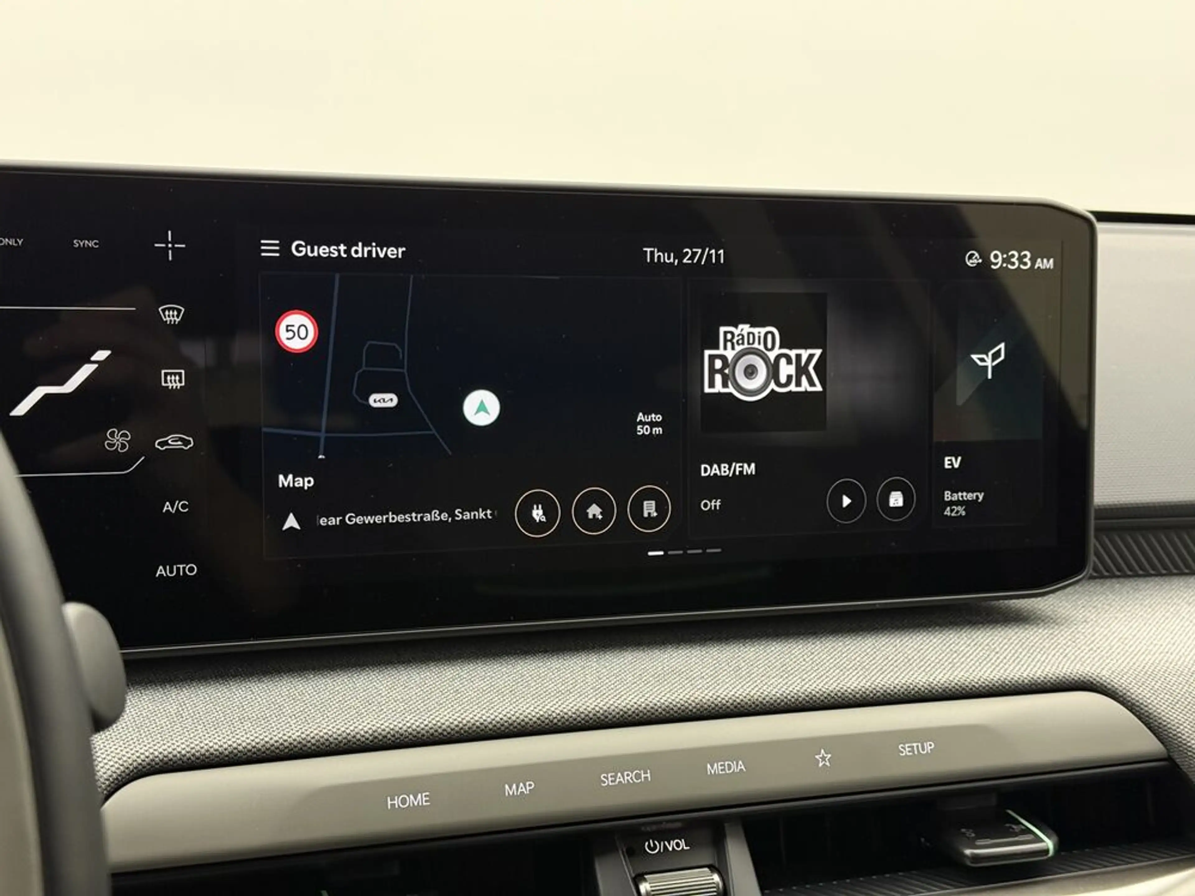 Kia EV4 HB FWD 81,4kWh Earth Plus — photo 8