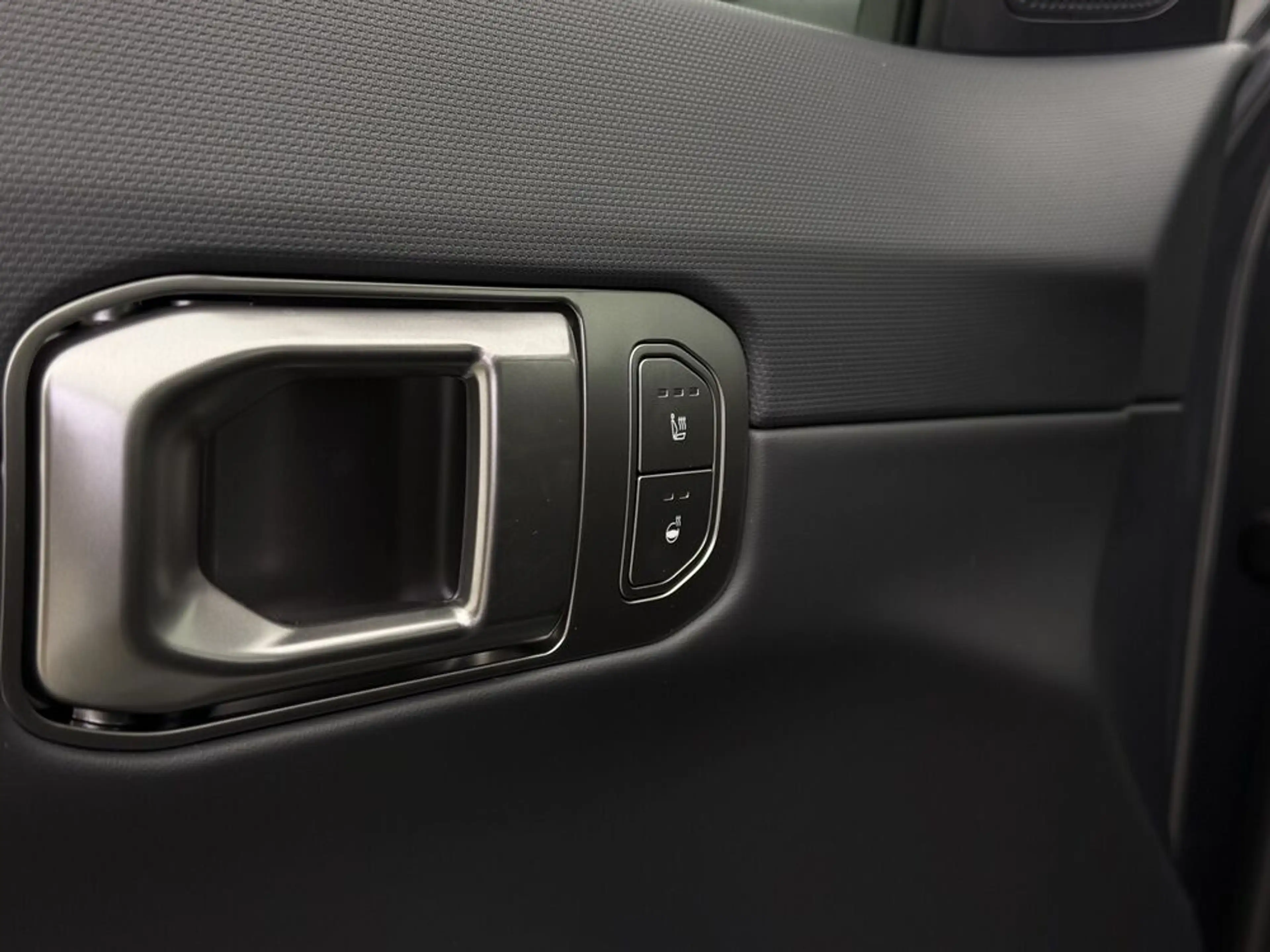 Kia EV4 HB FWD 81,4kWh Earth Plus — photo 14
