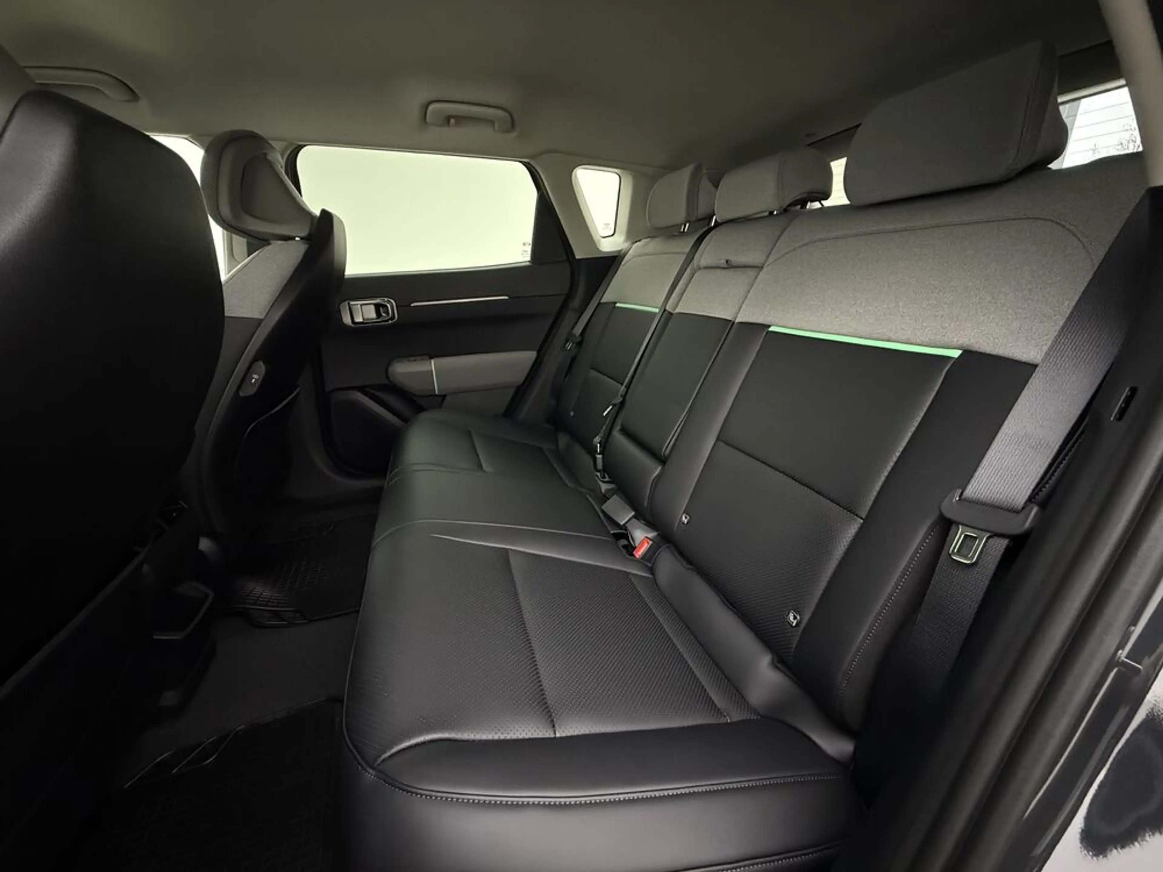 Kia EV4 HB FWD 81,4kWh Earth Plus — photo 6