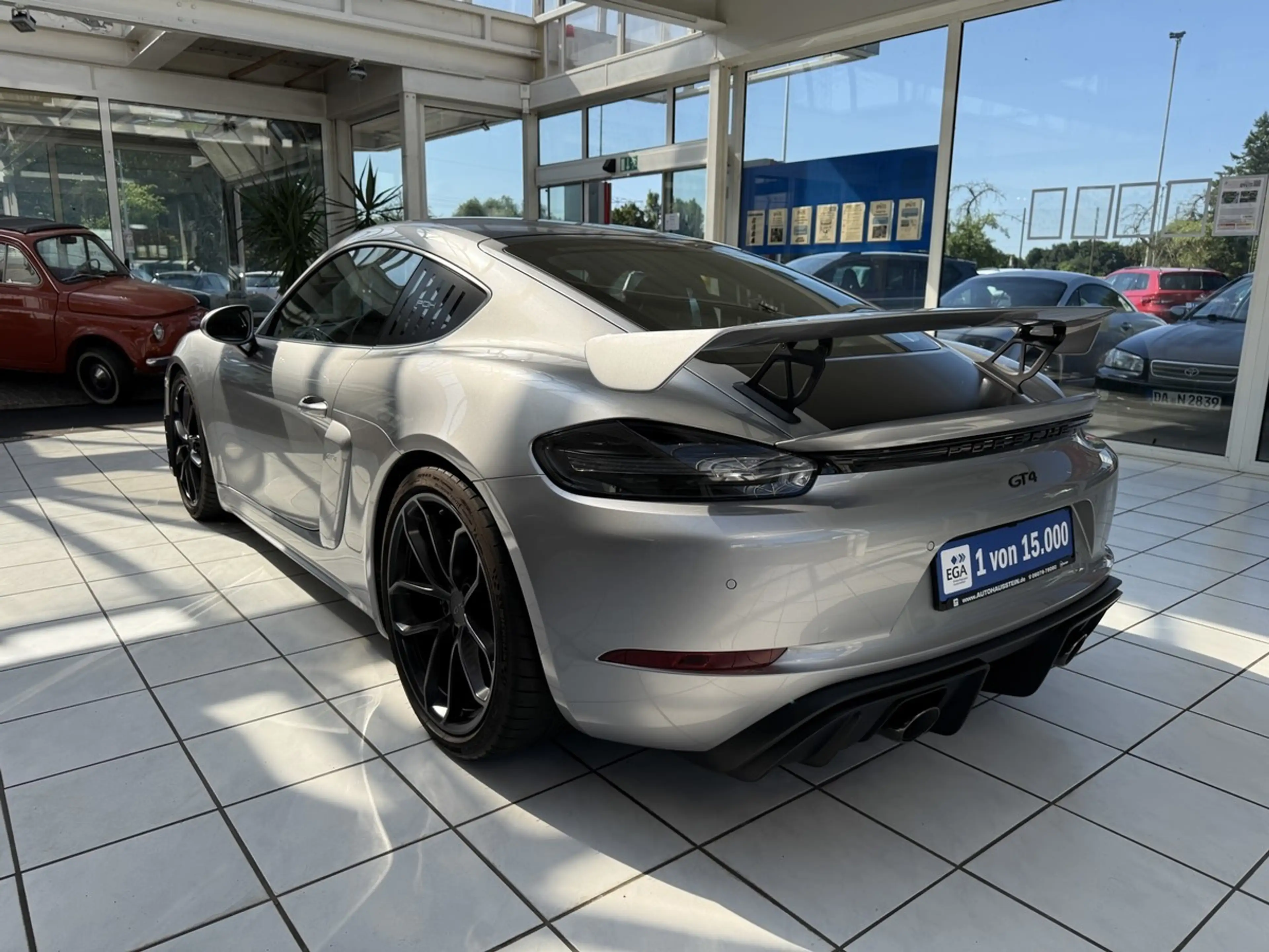 Porsche Cayman 718 GT4 CLUBSPORT*CHRONO*PADM*VTS*SERVICE NEU* — photo 3
