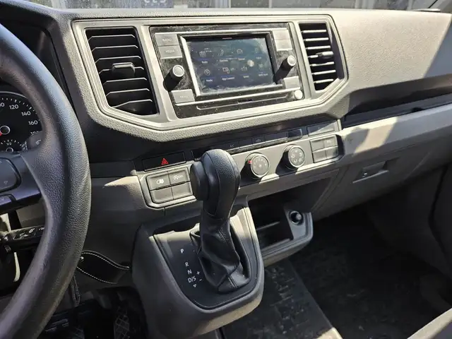 Volkswagen Crafter view 11