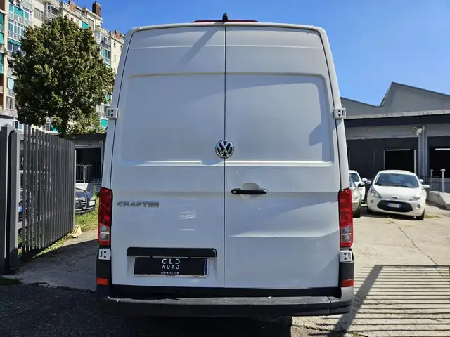 Volkswagen Crafter view 5