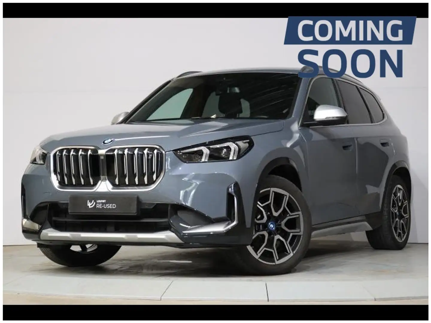 BMW iX1 xDrive30 x-Line Grijs - 1