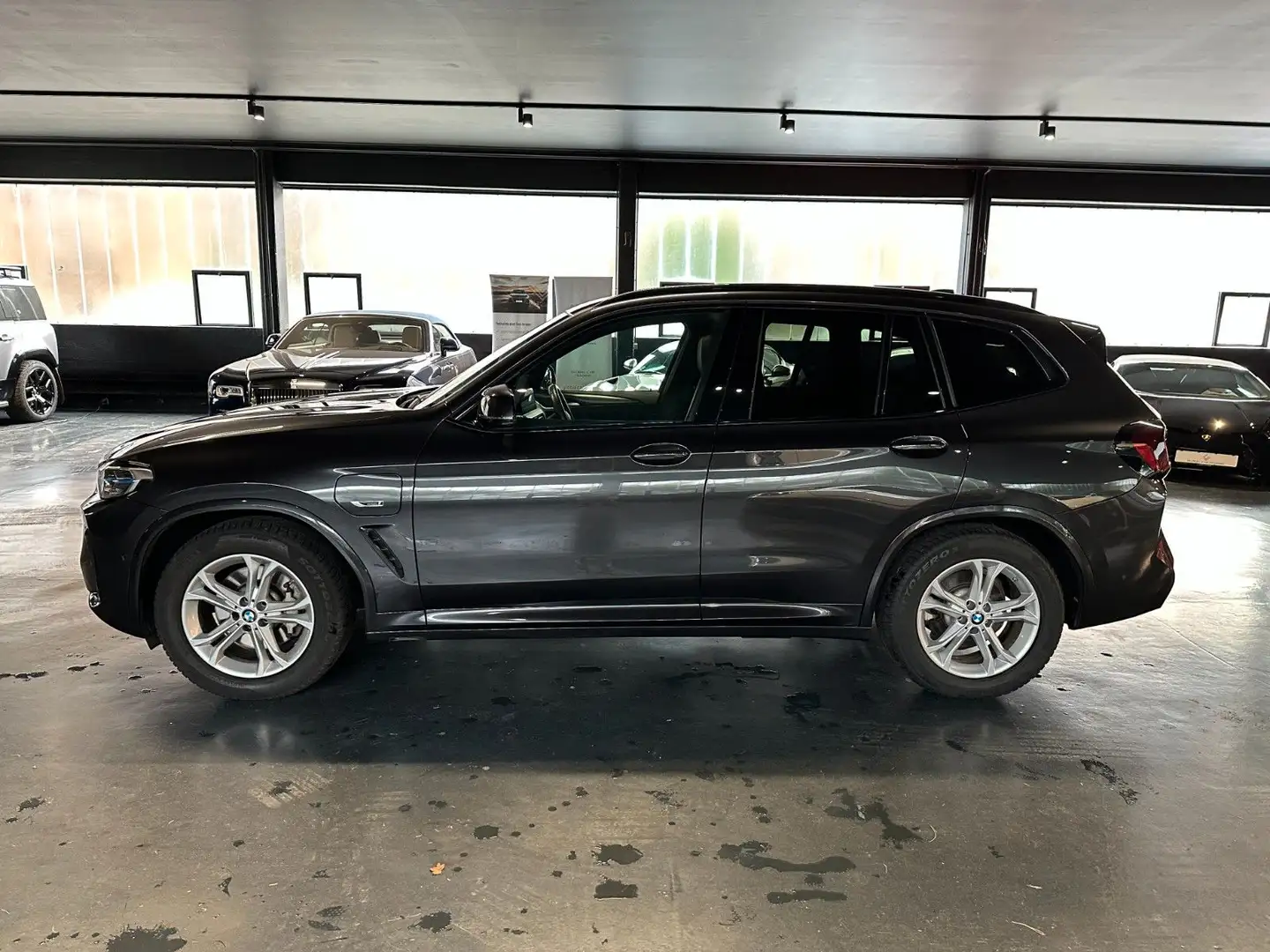 BMW X3 xDrive 30e M Sport*HUD*PANO*ACC*Laser*AHK*HK Gris - 2