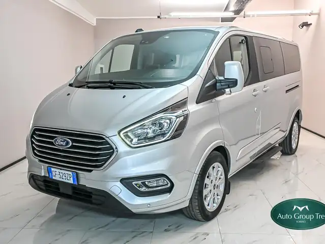 Ford Tourneo Custom MHEV PL C-SOLLEV. TITANIUM